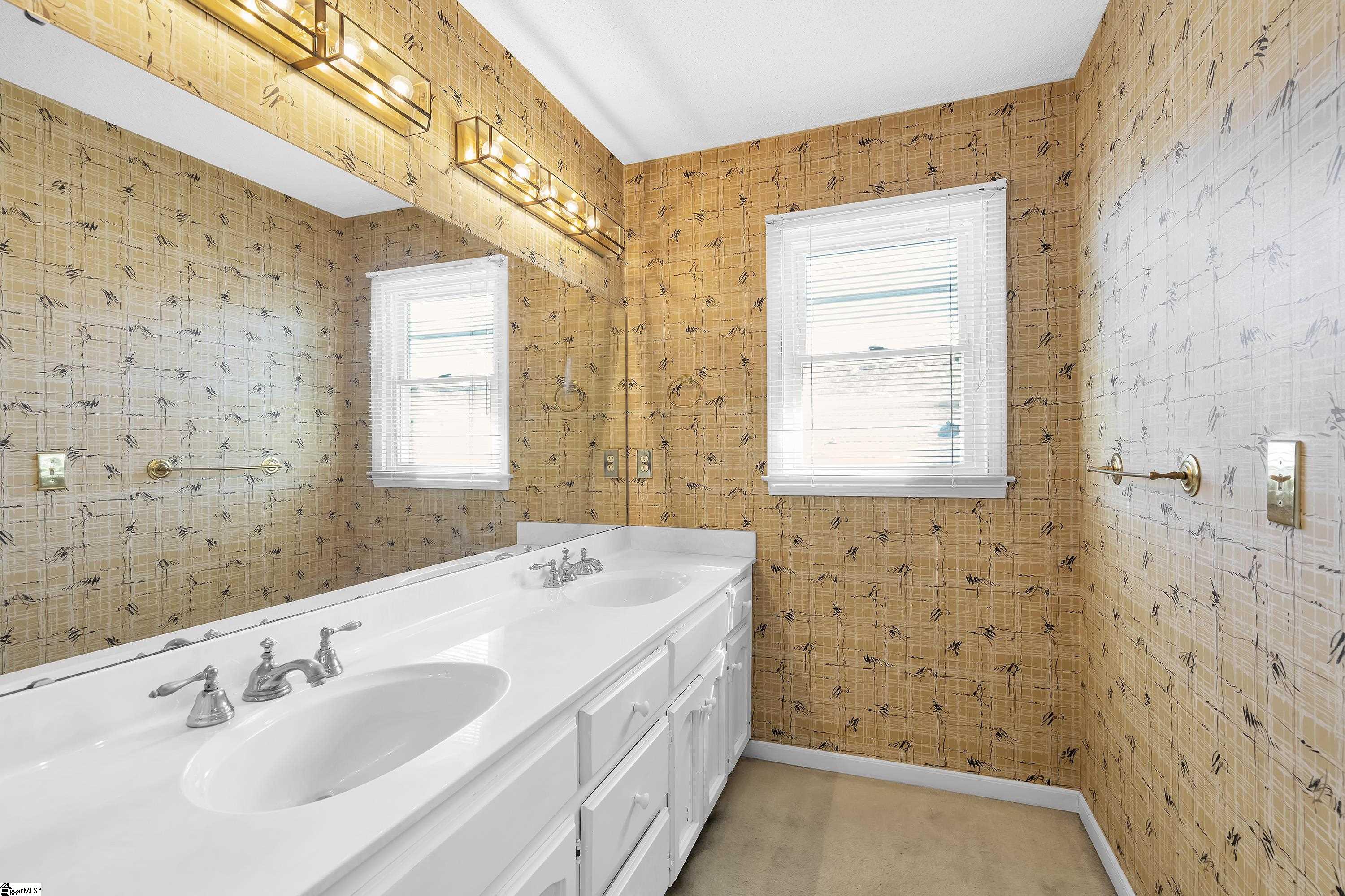 12 Tamburlaine Court