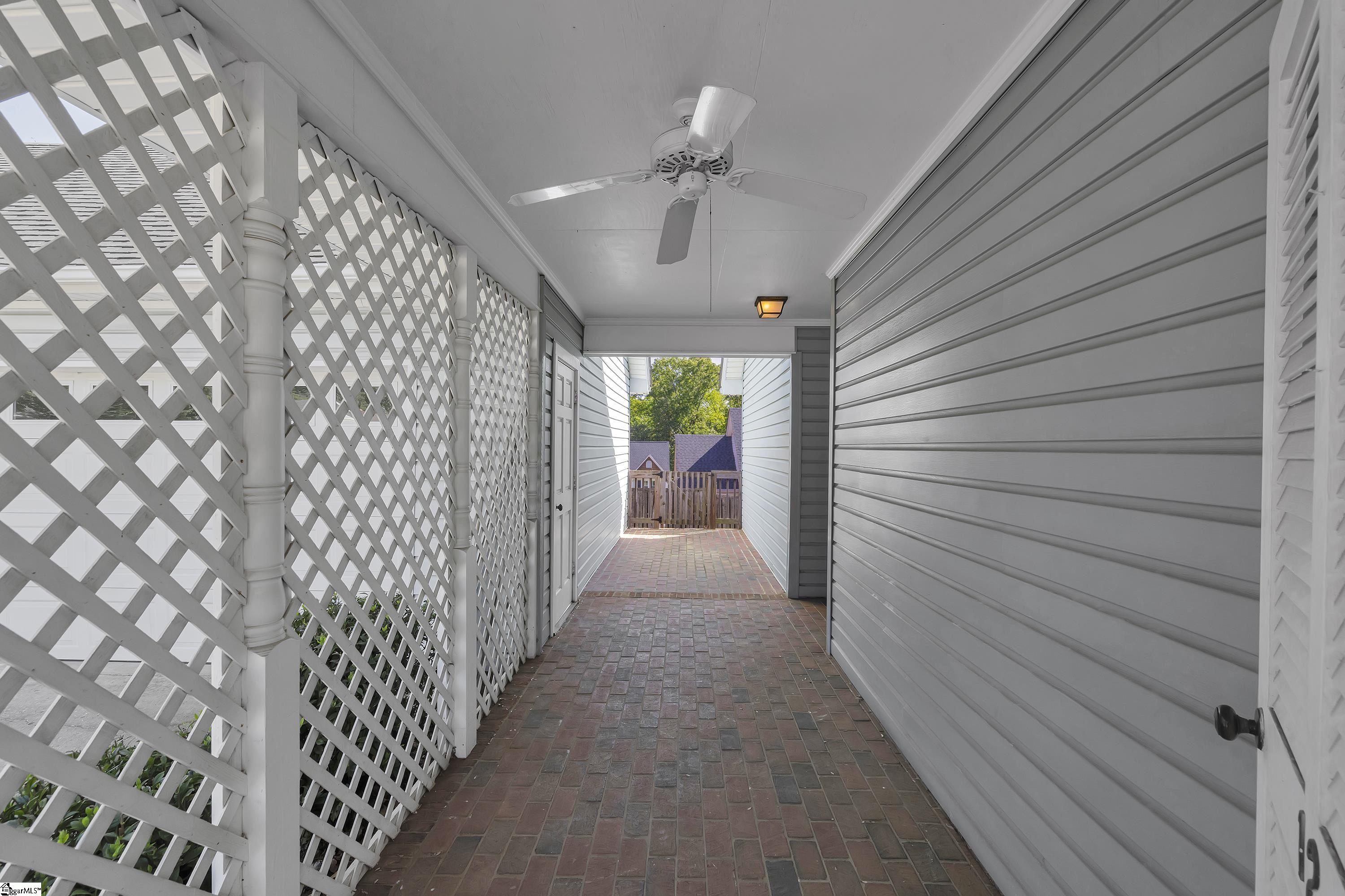 12 Tamburlaine Court