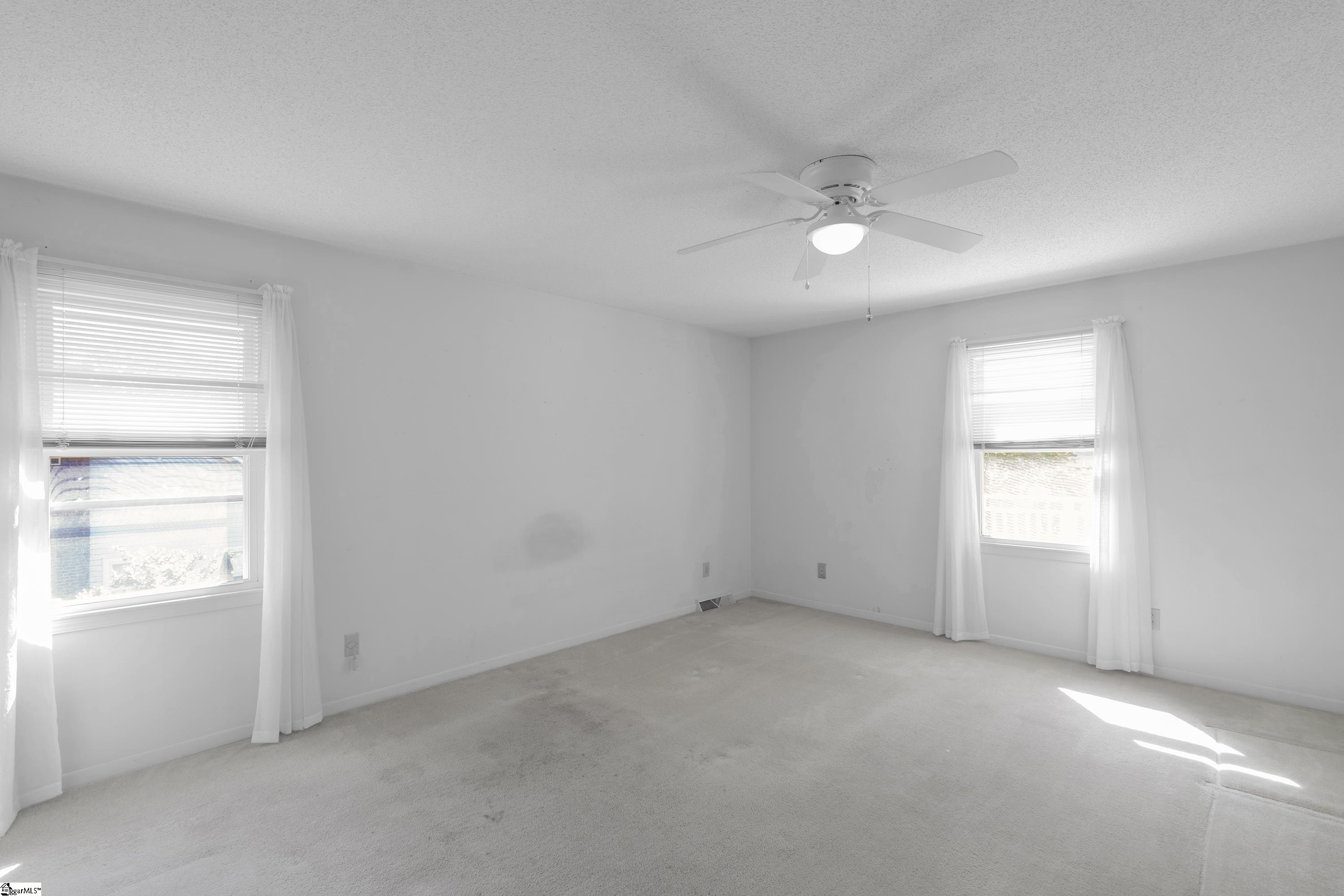 12 Tamburlaine Court