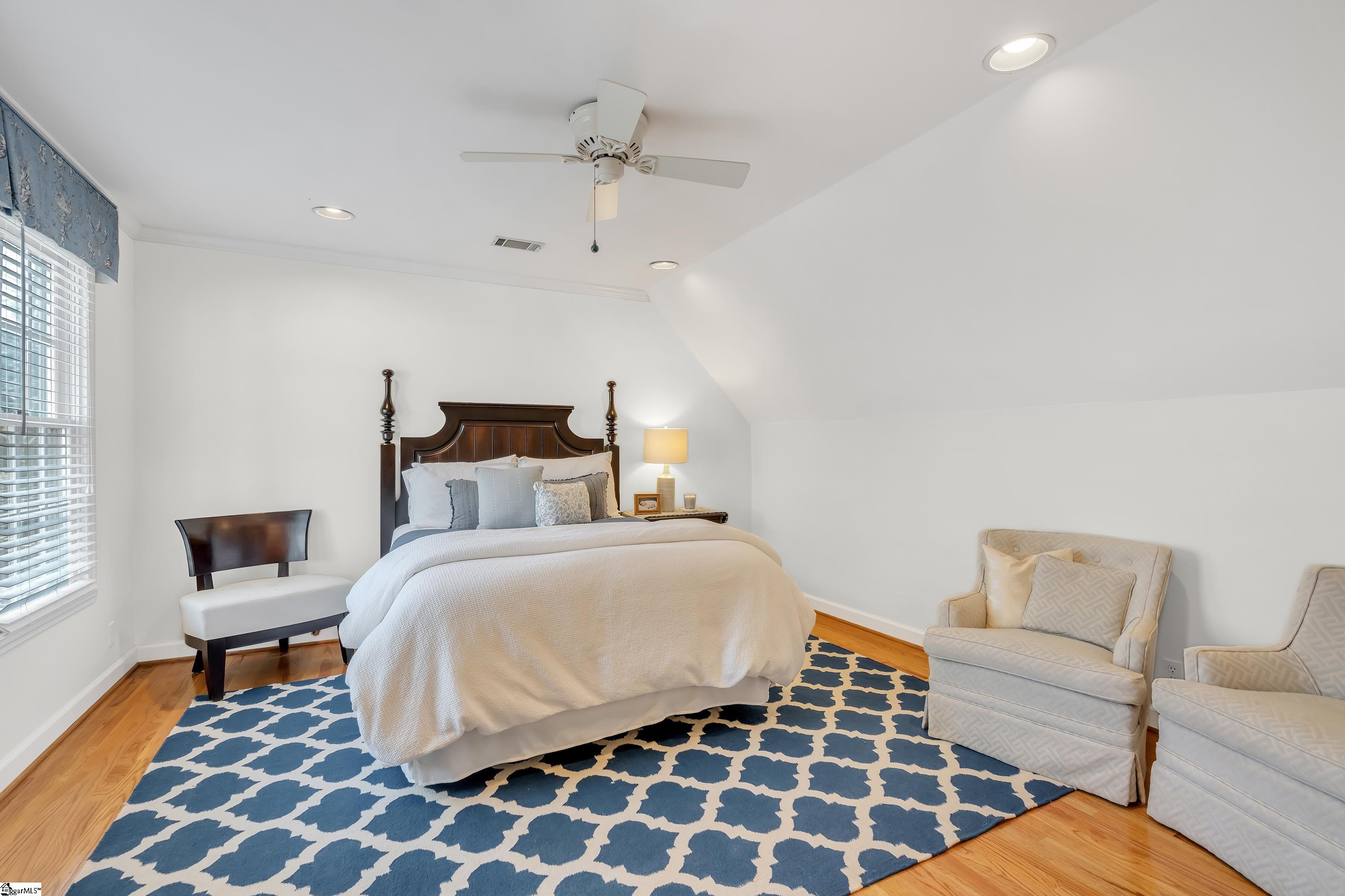 8 Faversham Circle