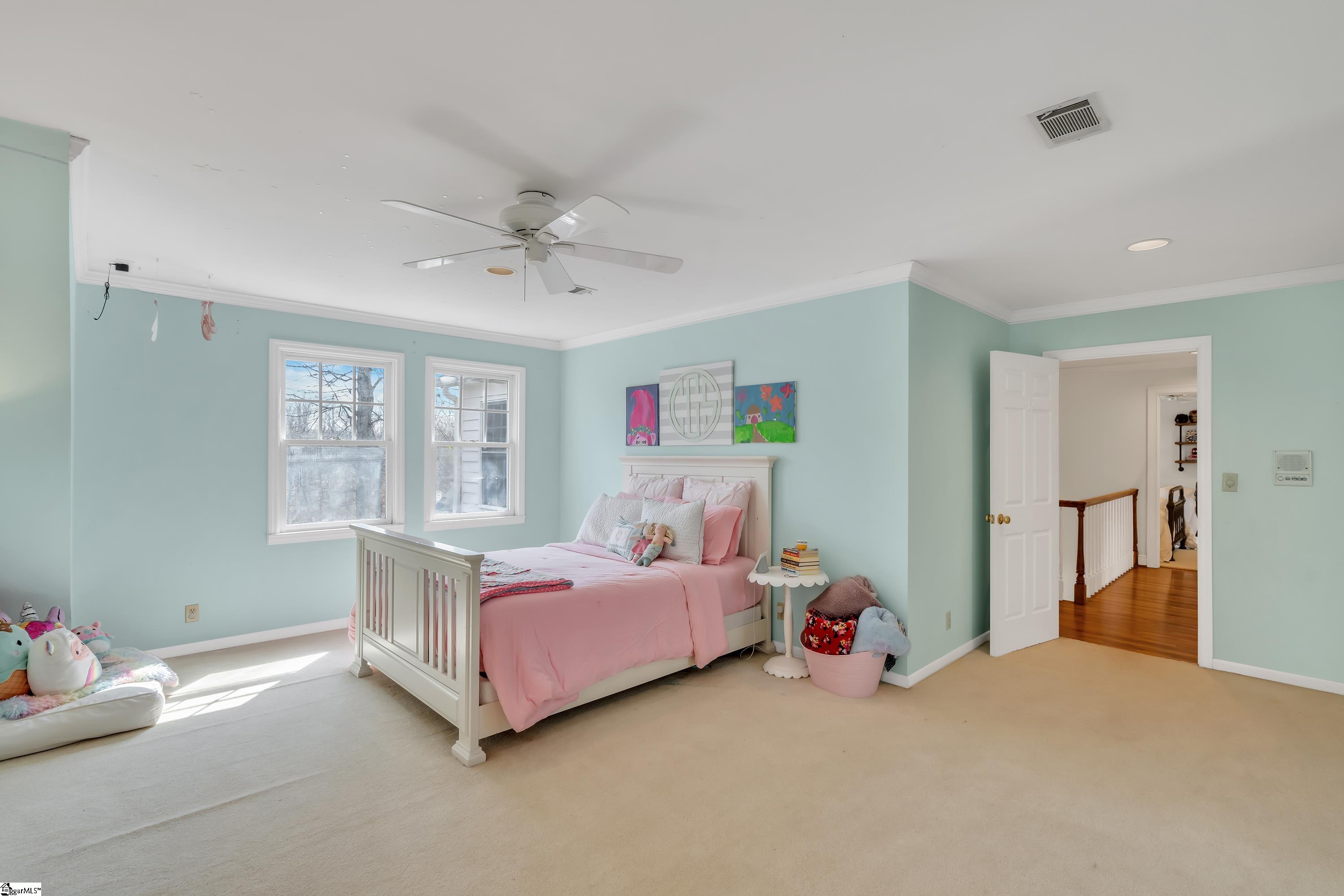 8 Faversham Circle
