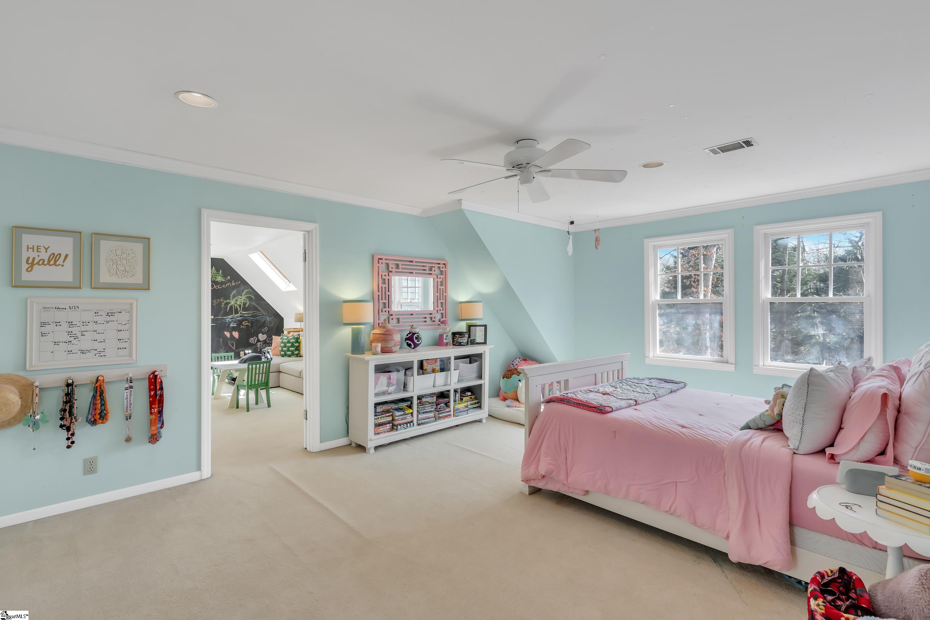 8 Faversham Circle