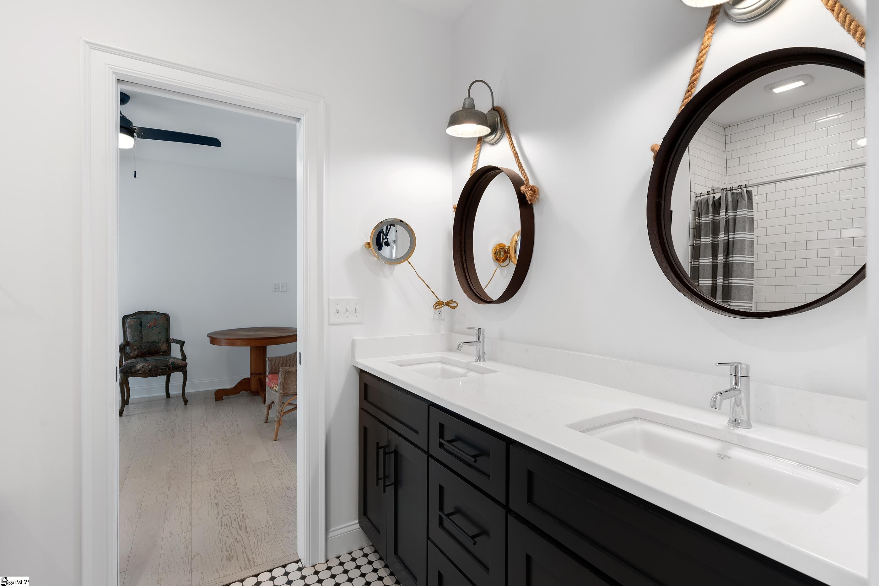 11 Verdae Crest Drive