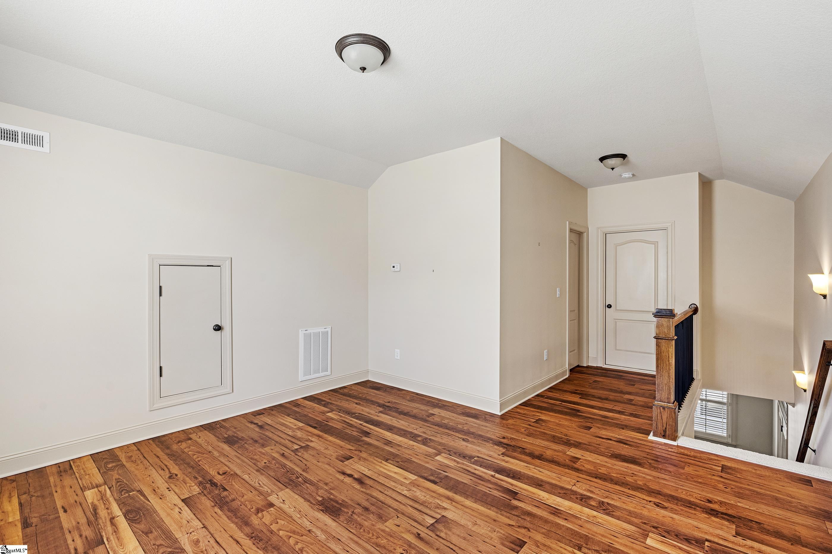 313 Brownstone Circle