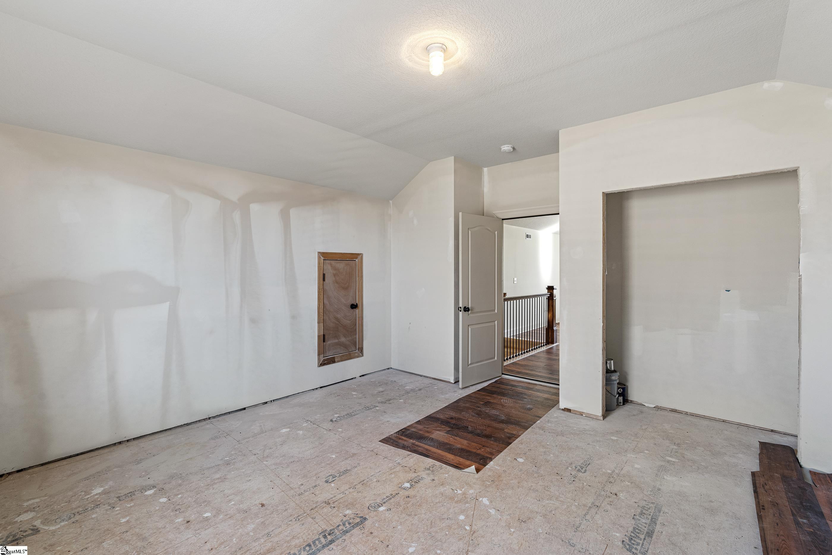 313 Brownstone Circle