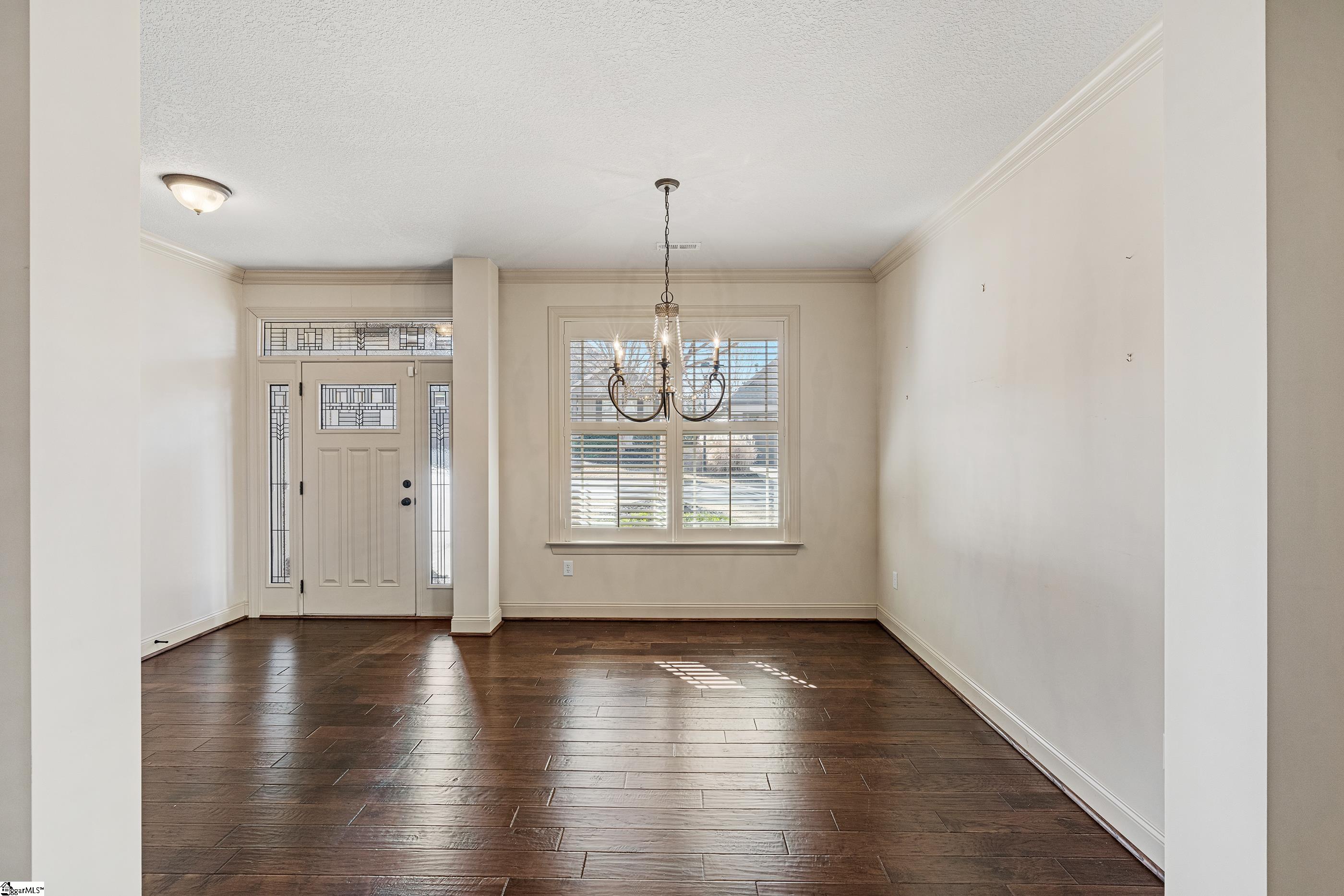 313 Brownstone Circle