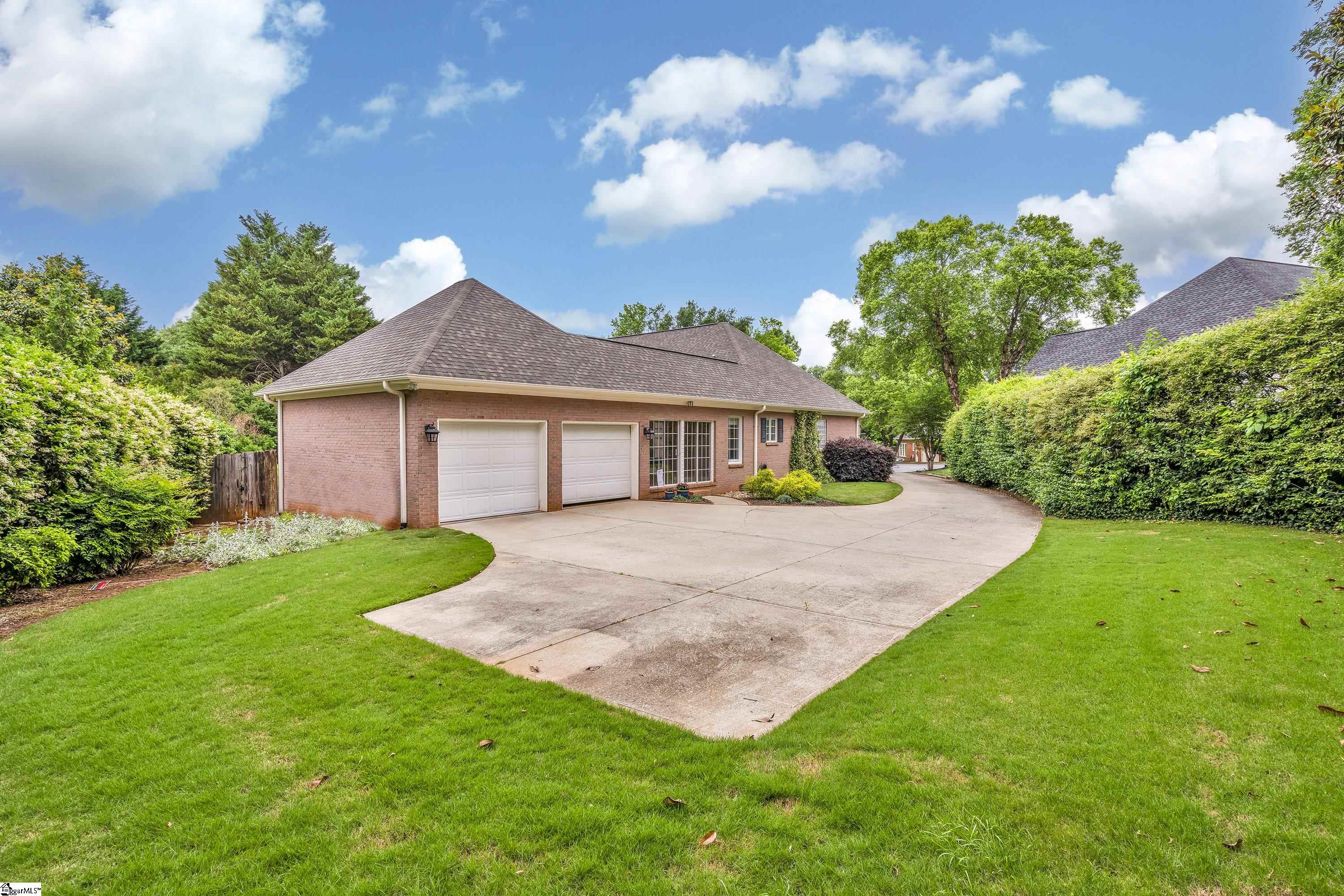 24 Meadow Mist Trail