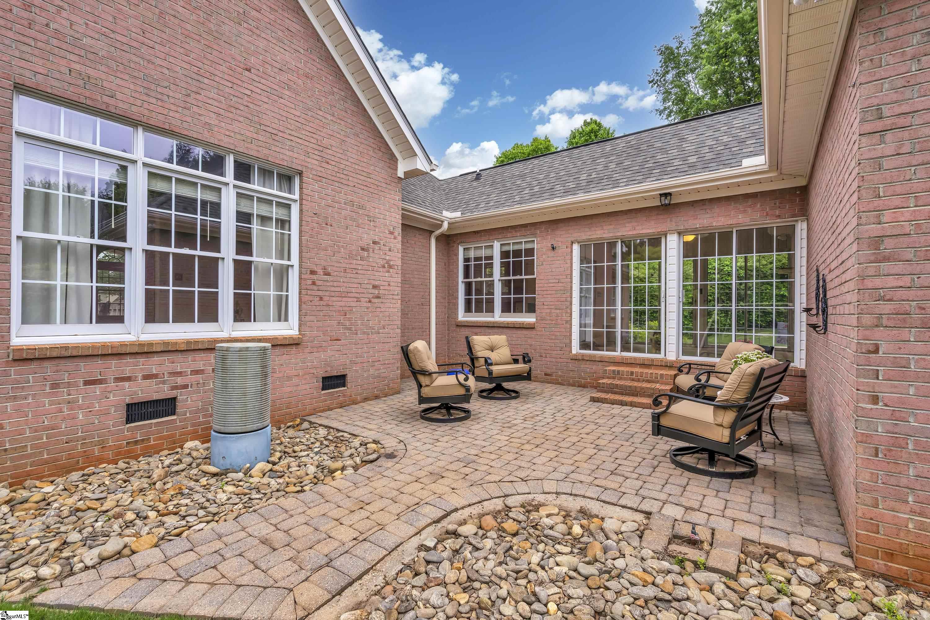 24 Meadow Mist Trail