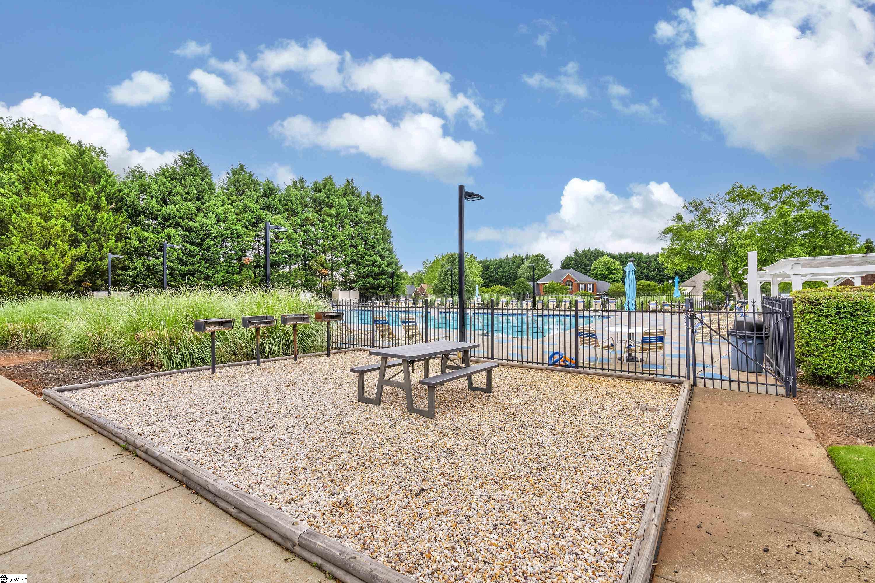 24 Meadow Mist Trail