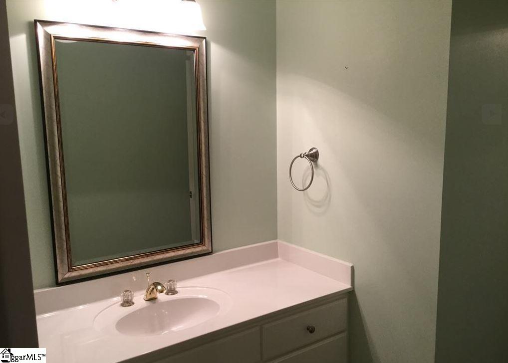 228 Cedar Bluff Drive