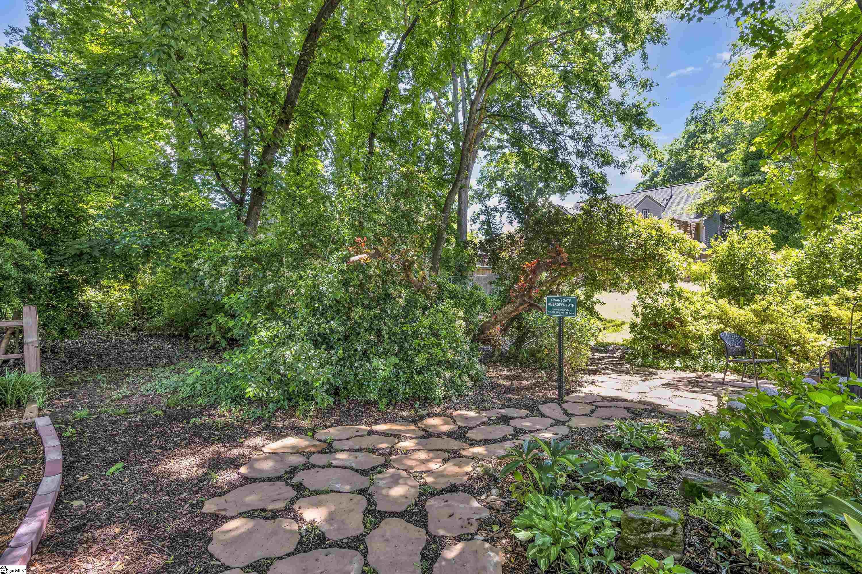 111 Hummingbird Ridge