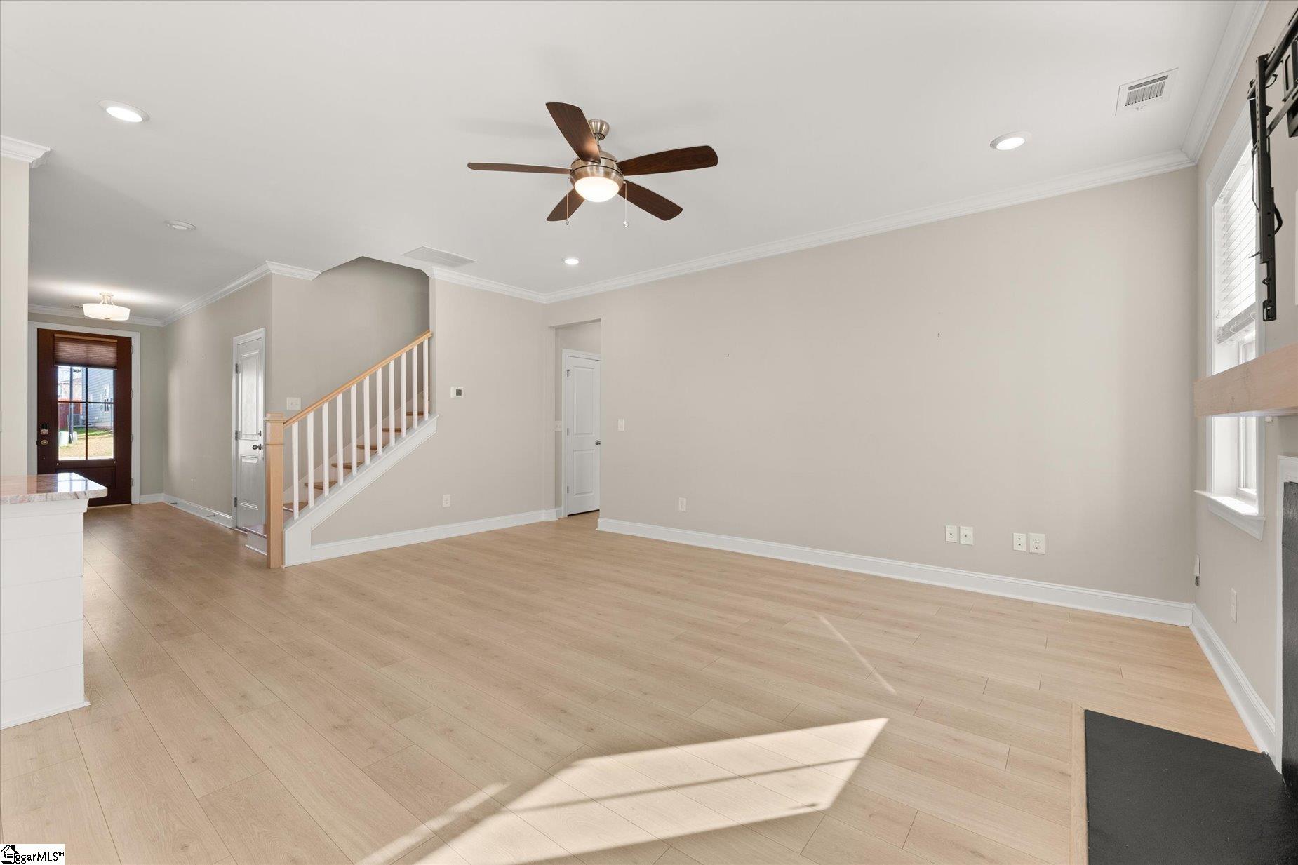 626 Crossbuck Trail