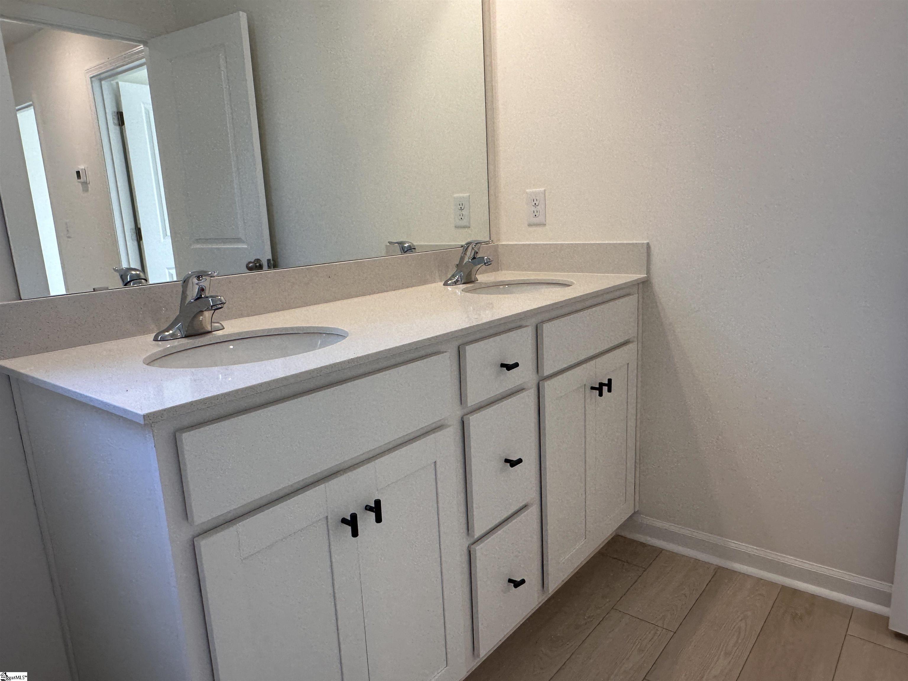 1107 Silverbend Trail