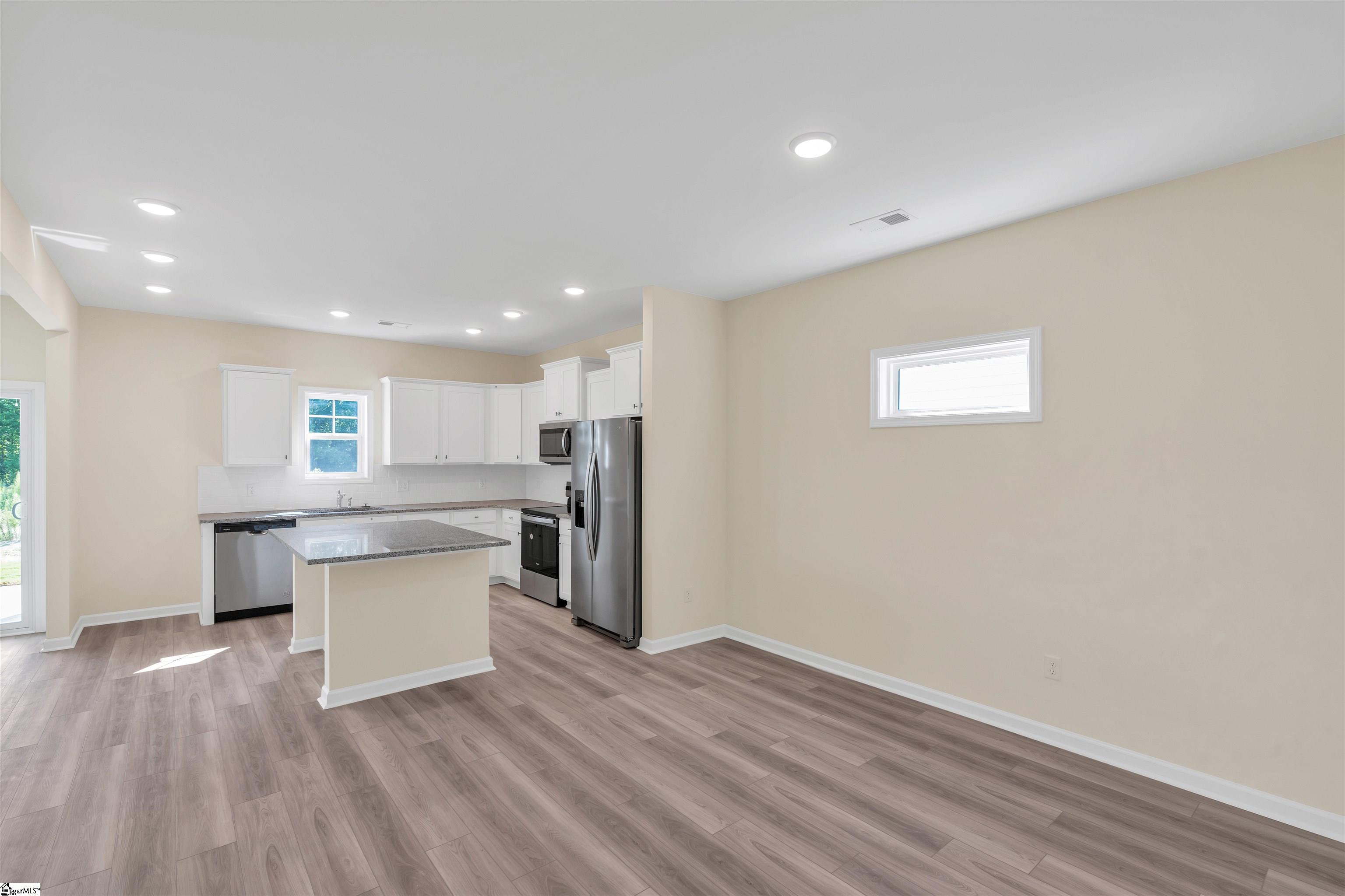 1103 Silverbend Trail