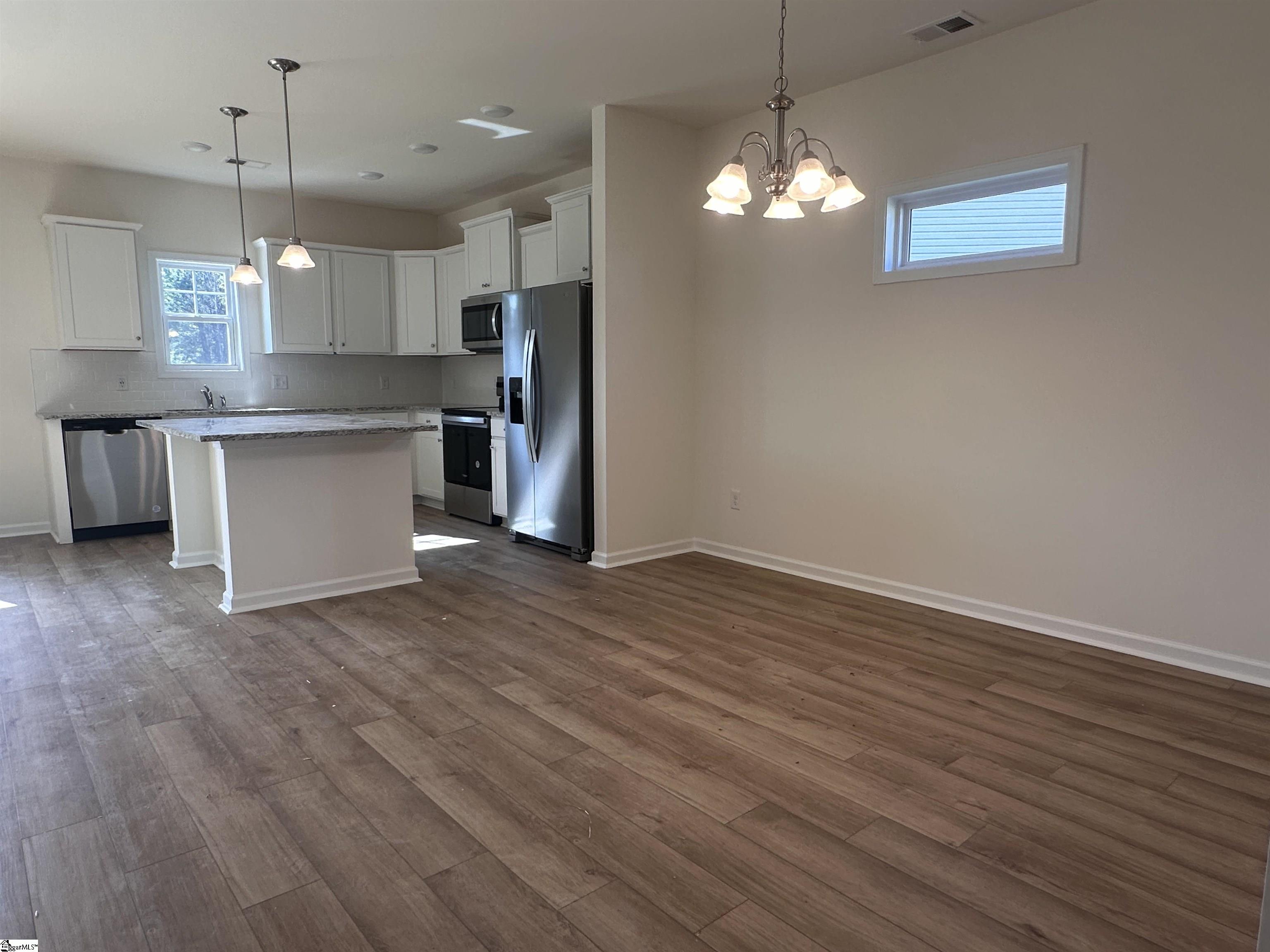 1103 Silverbend Trail