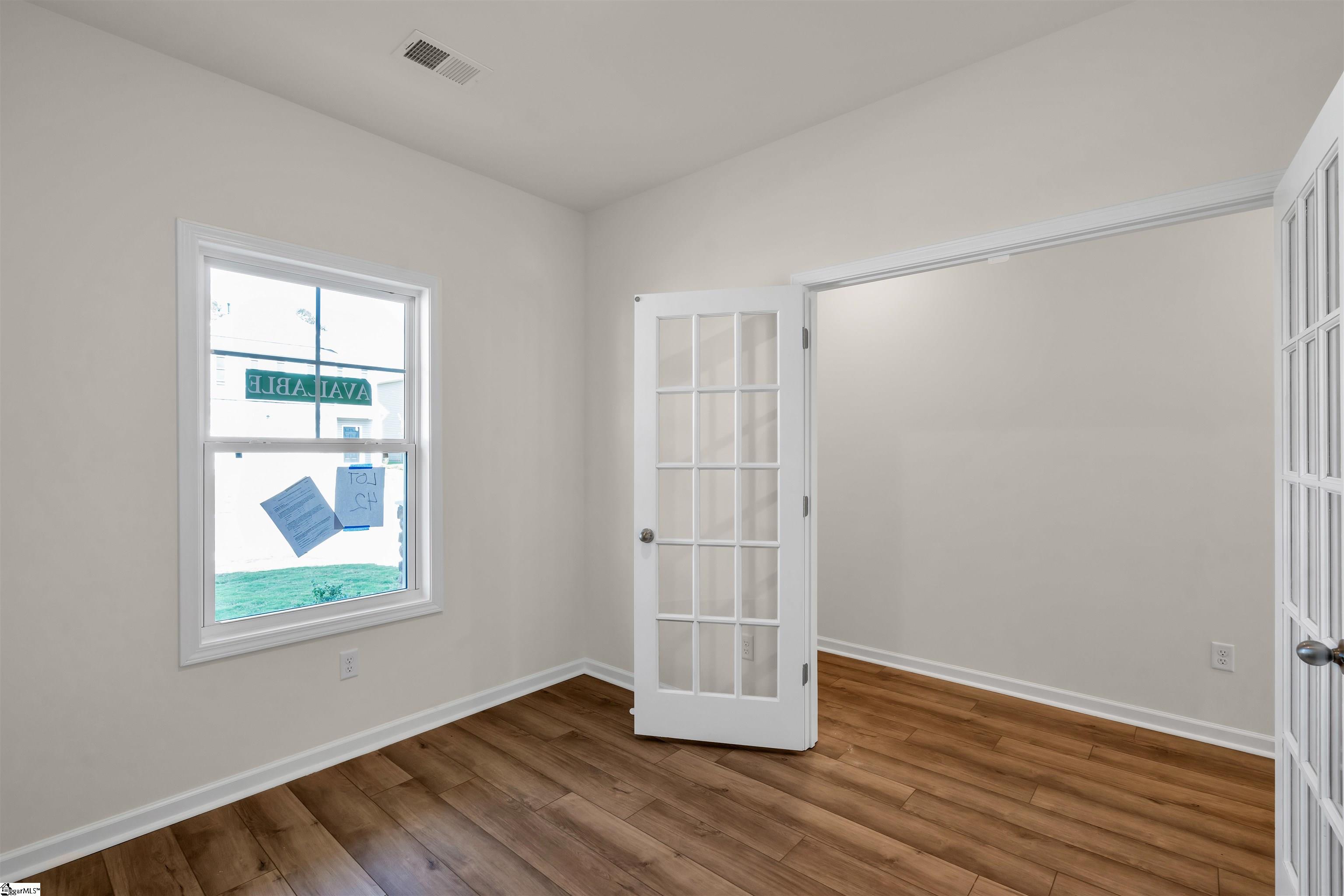 1087 Silverbend Trail