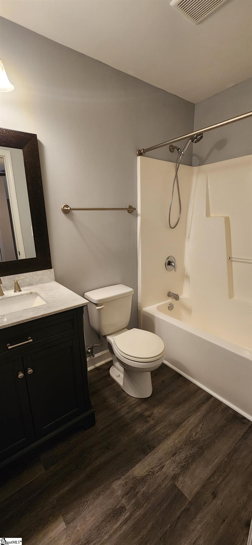 152 Middleton Park Lane