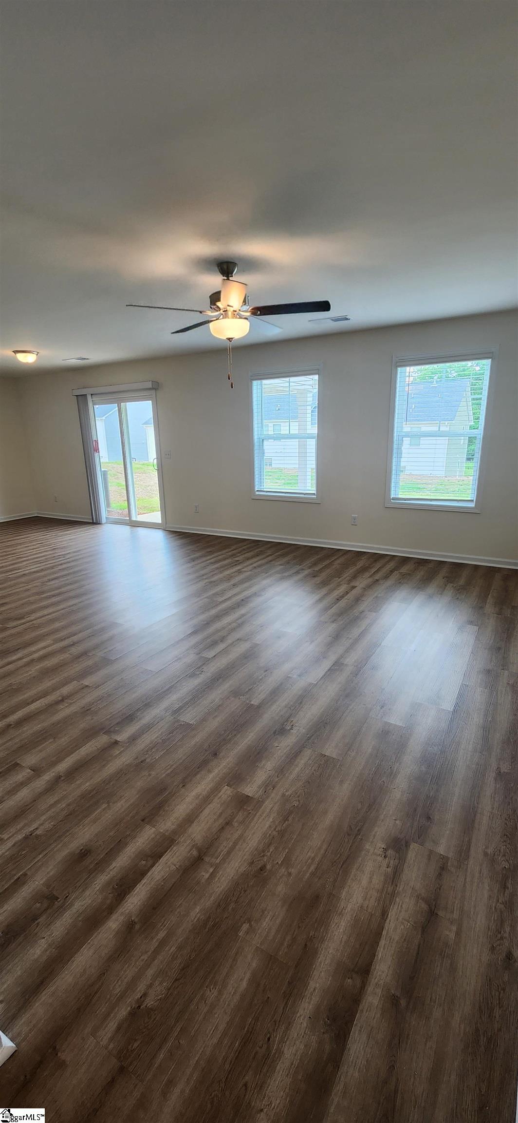 5035 Sunnycreek Drive