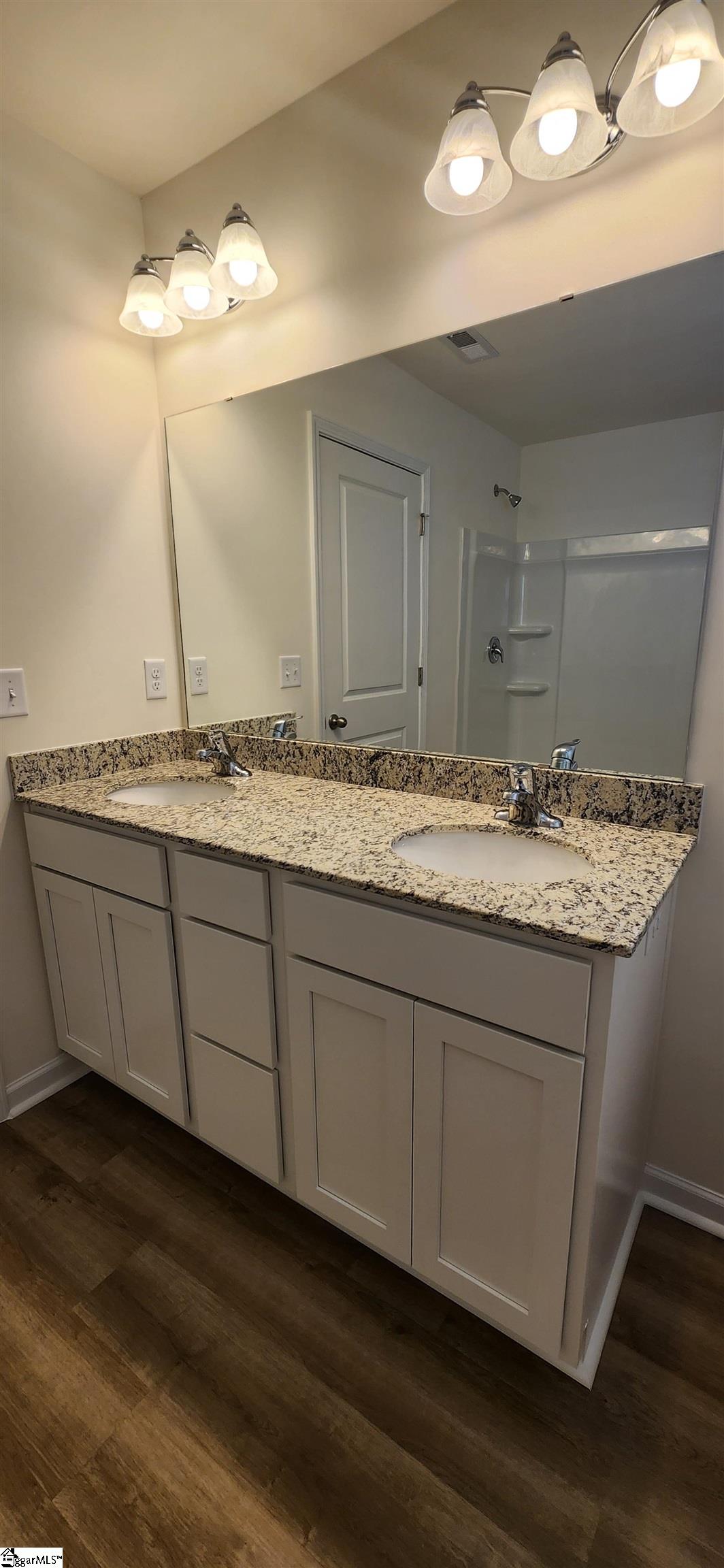 5035 Sunnycreek Drive