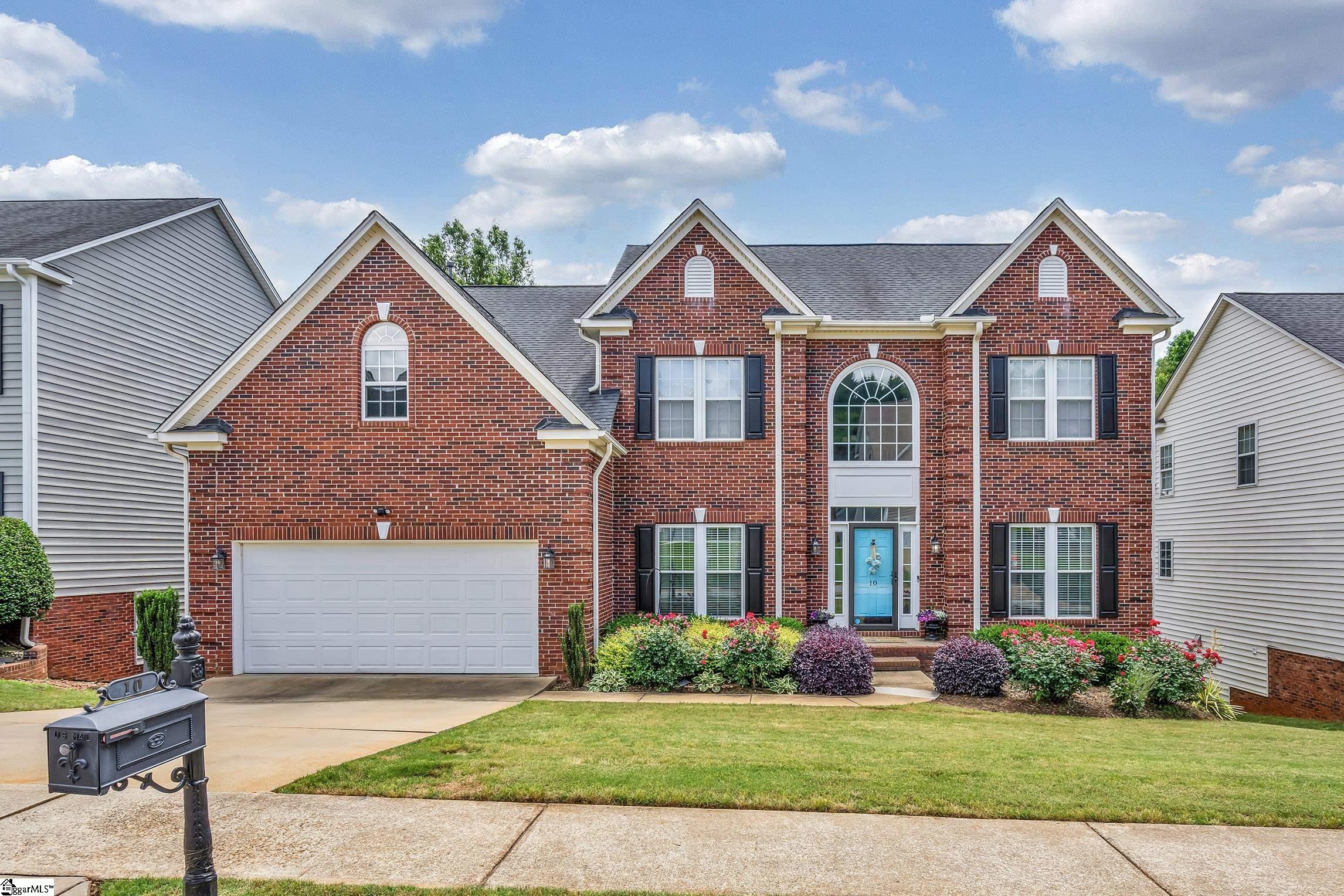 10 Suffolk Downs Way