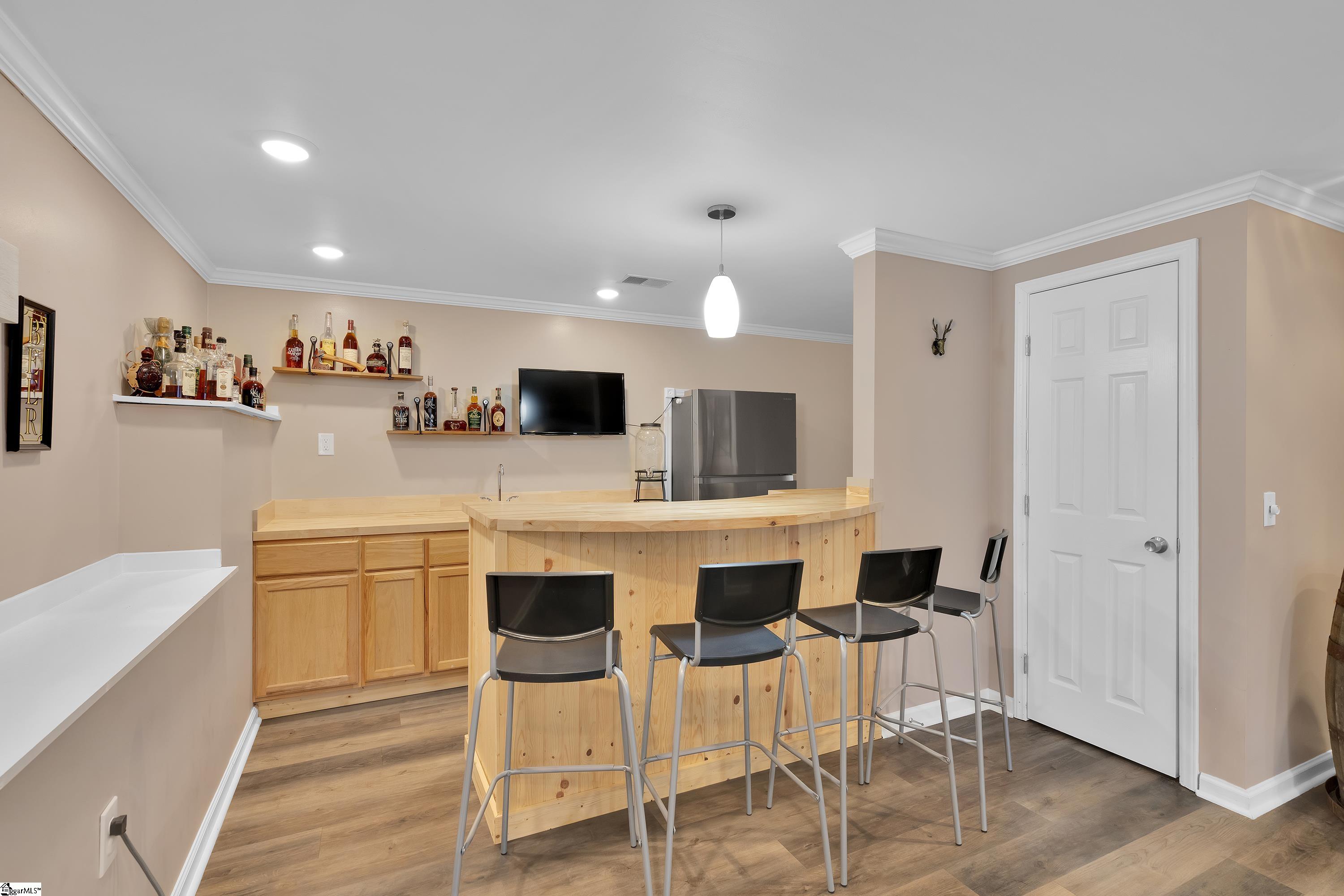 10 Suffolk Downs Way