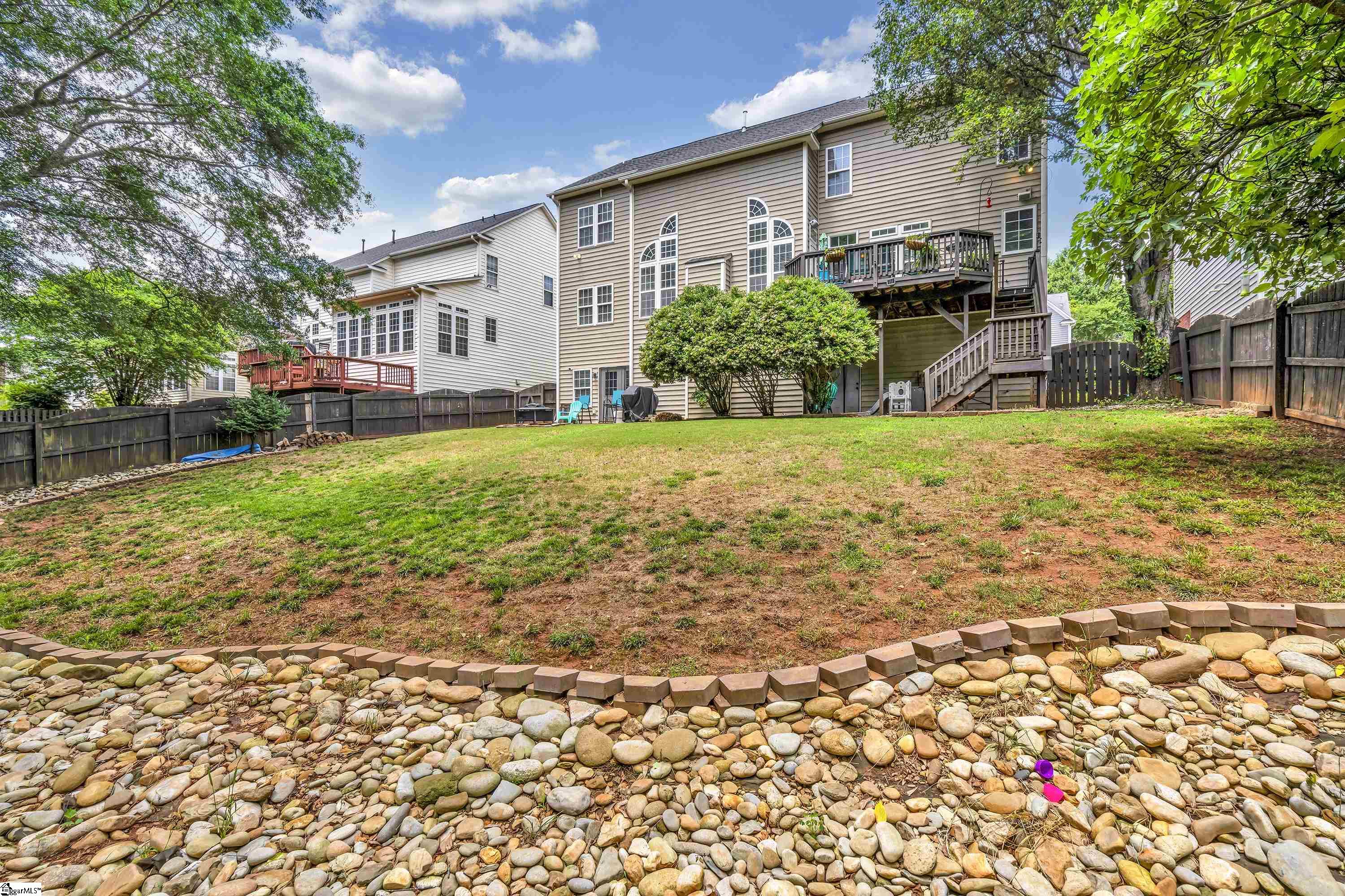 10 Suffolk Downs Way