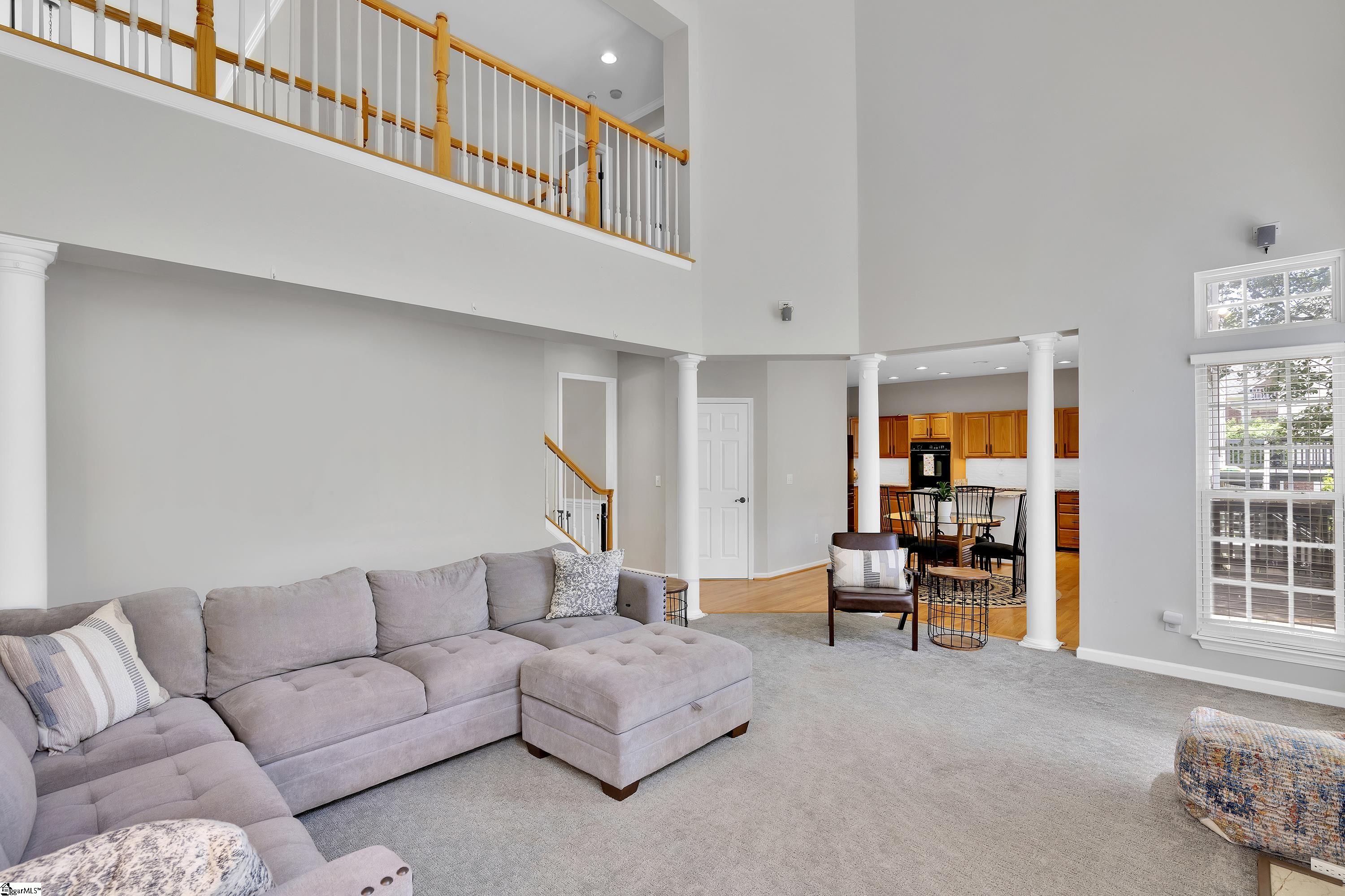 10 Suffolk Downs Way