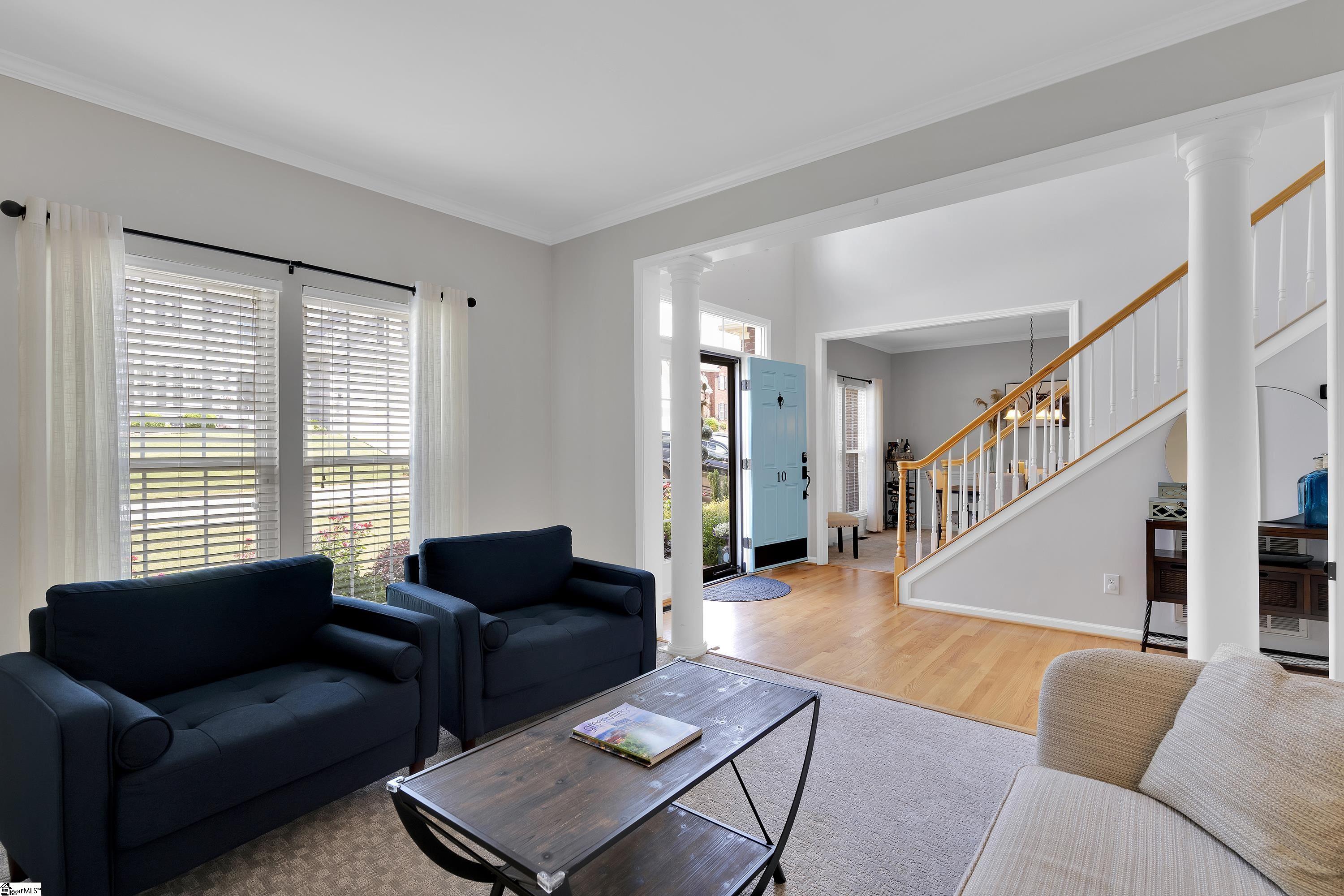 10 Suffolk Downs Way