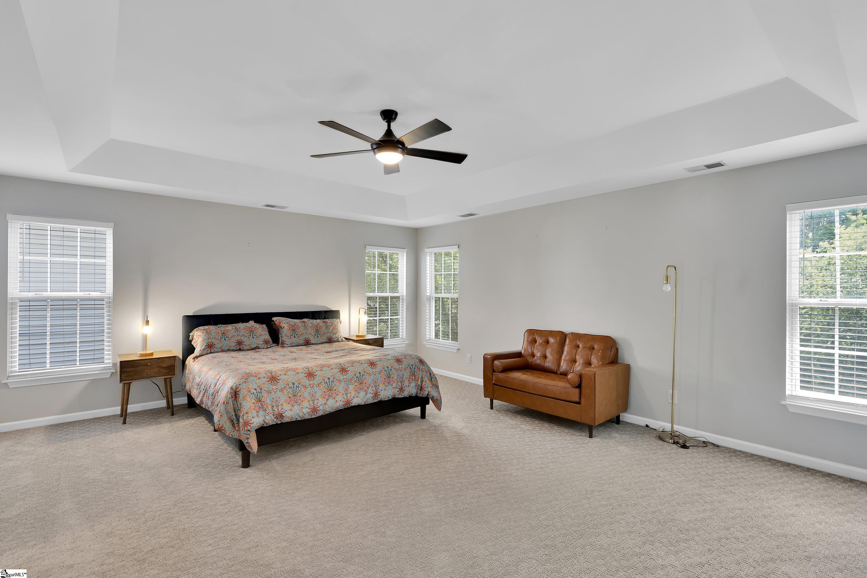 10 Suffolk Downs Way