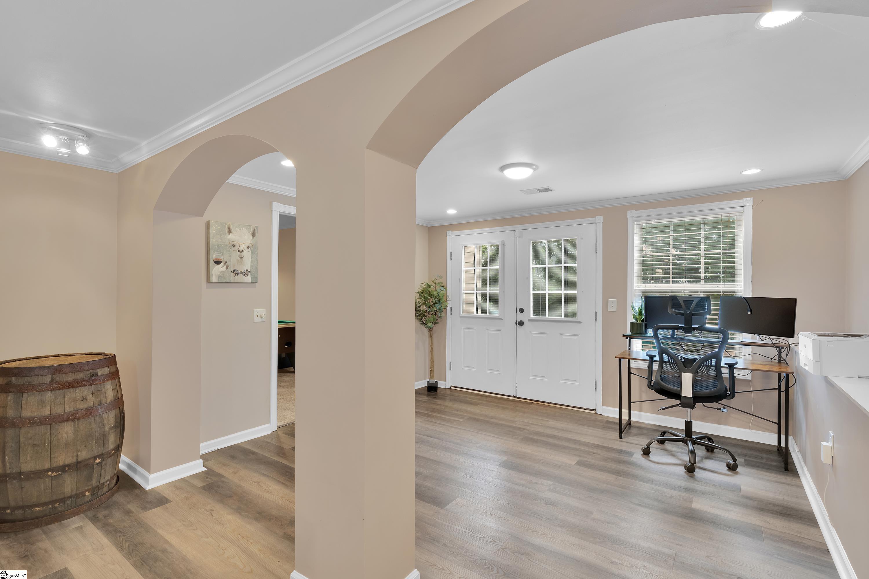 10 Suffolk Downs Way