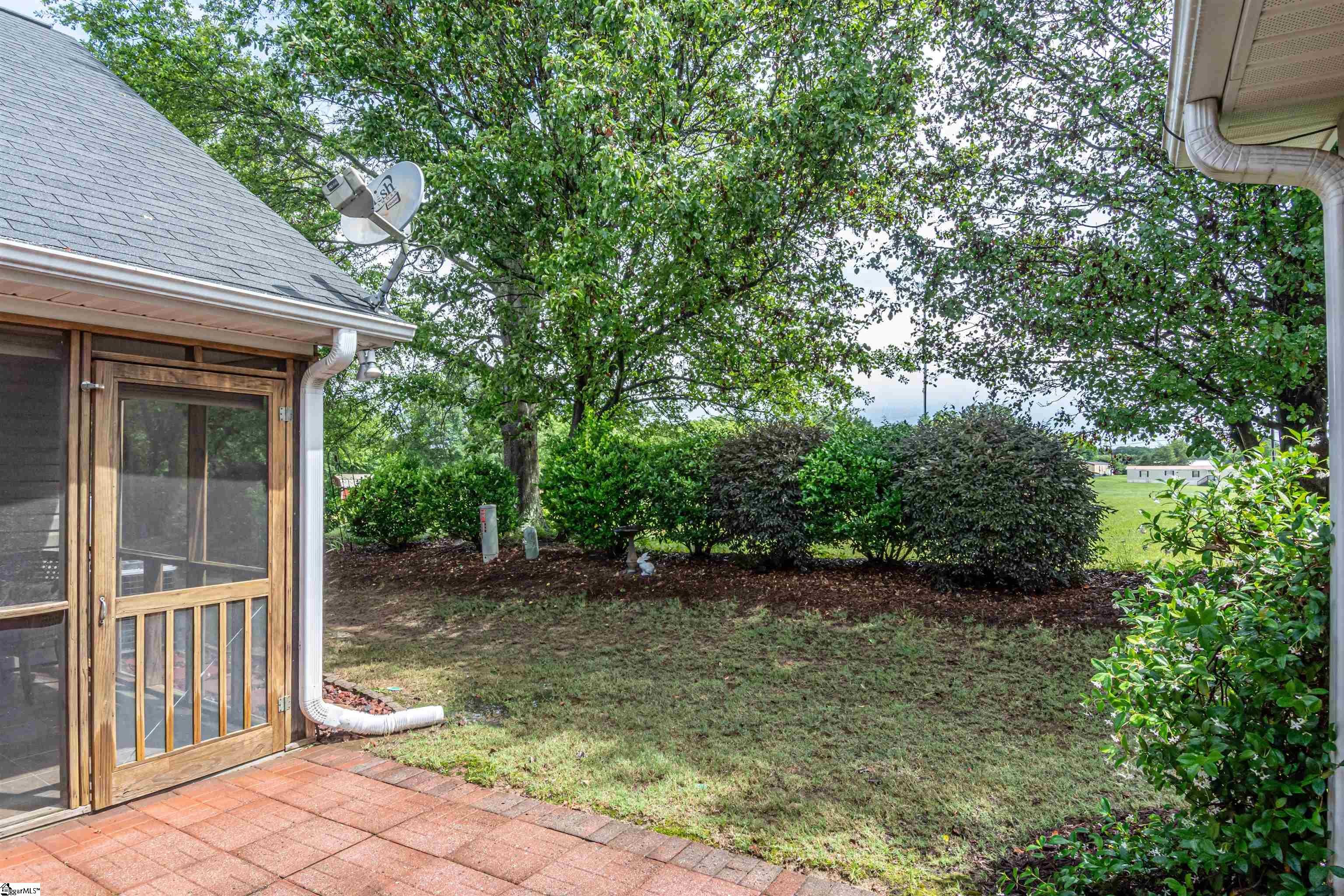 66 Magnolia Crest Drive