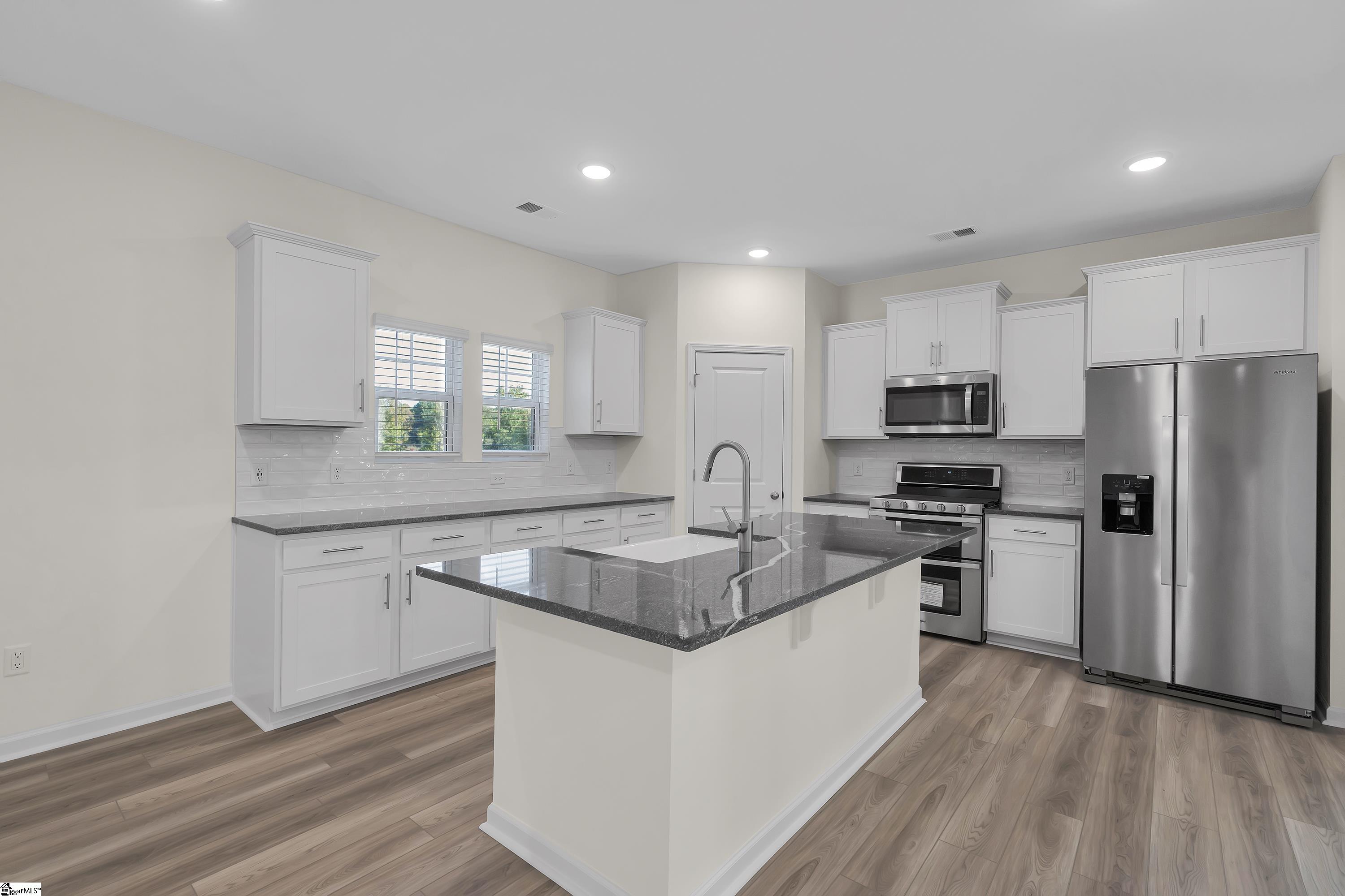 1169 Melford Avenue Lot 8