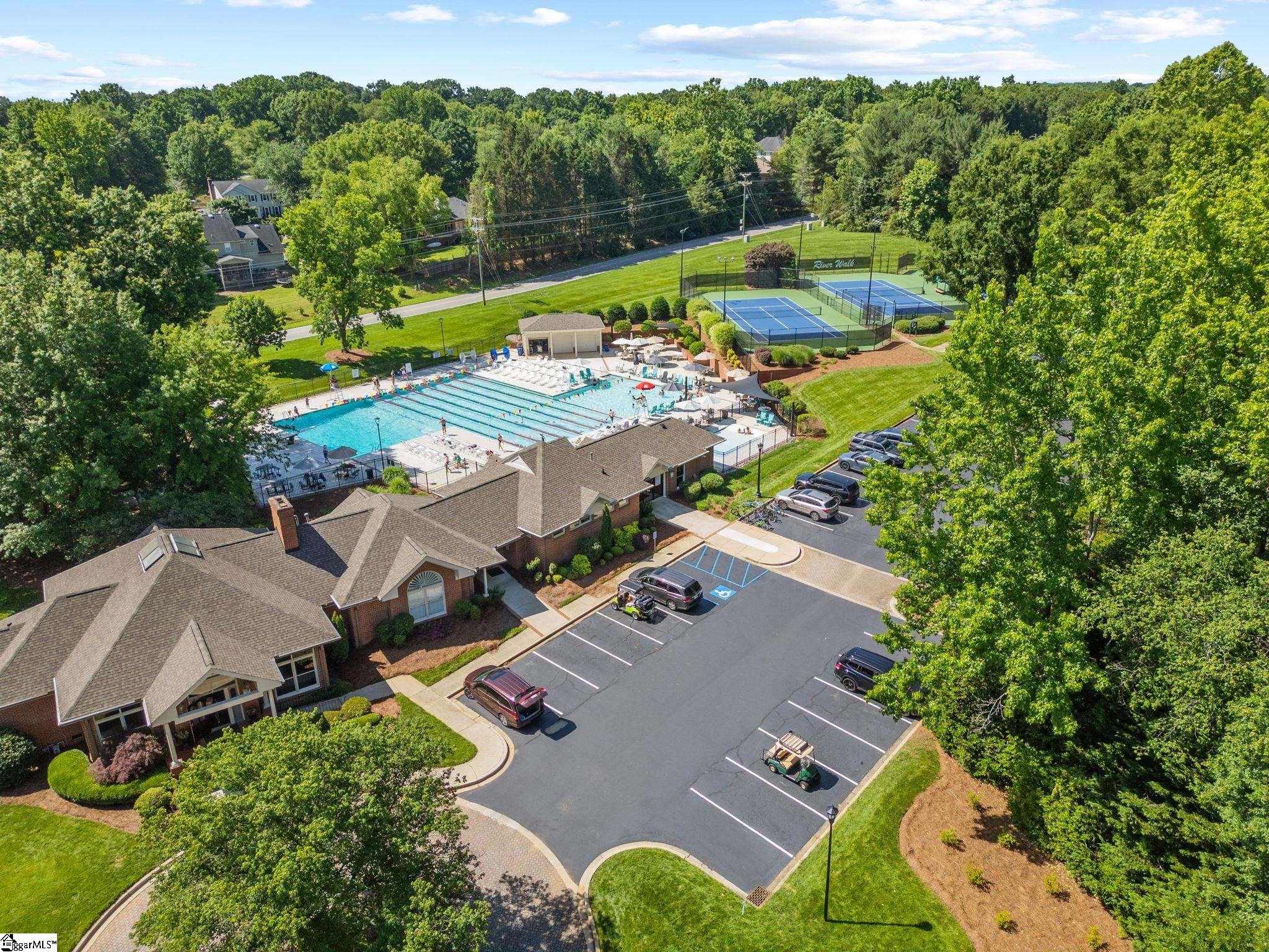 102 Gilderview Drive