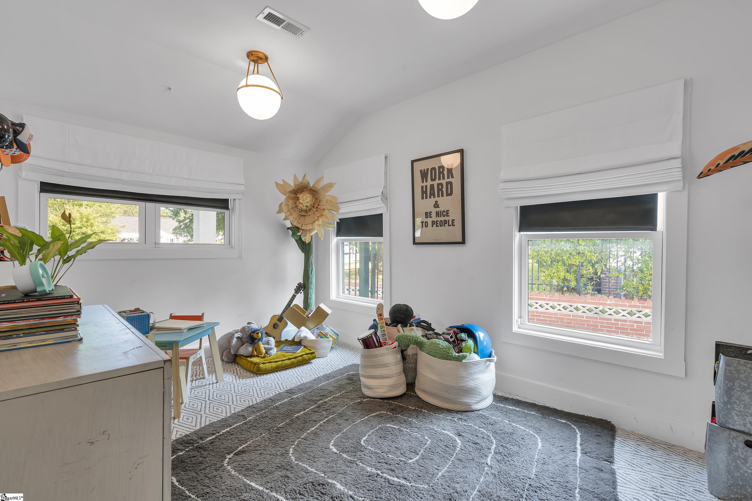 5 Dale Drive