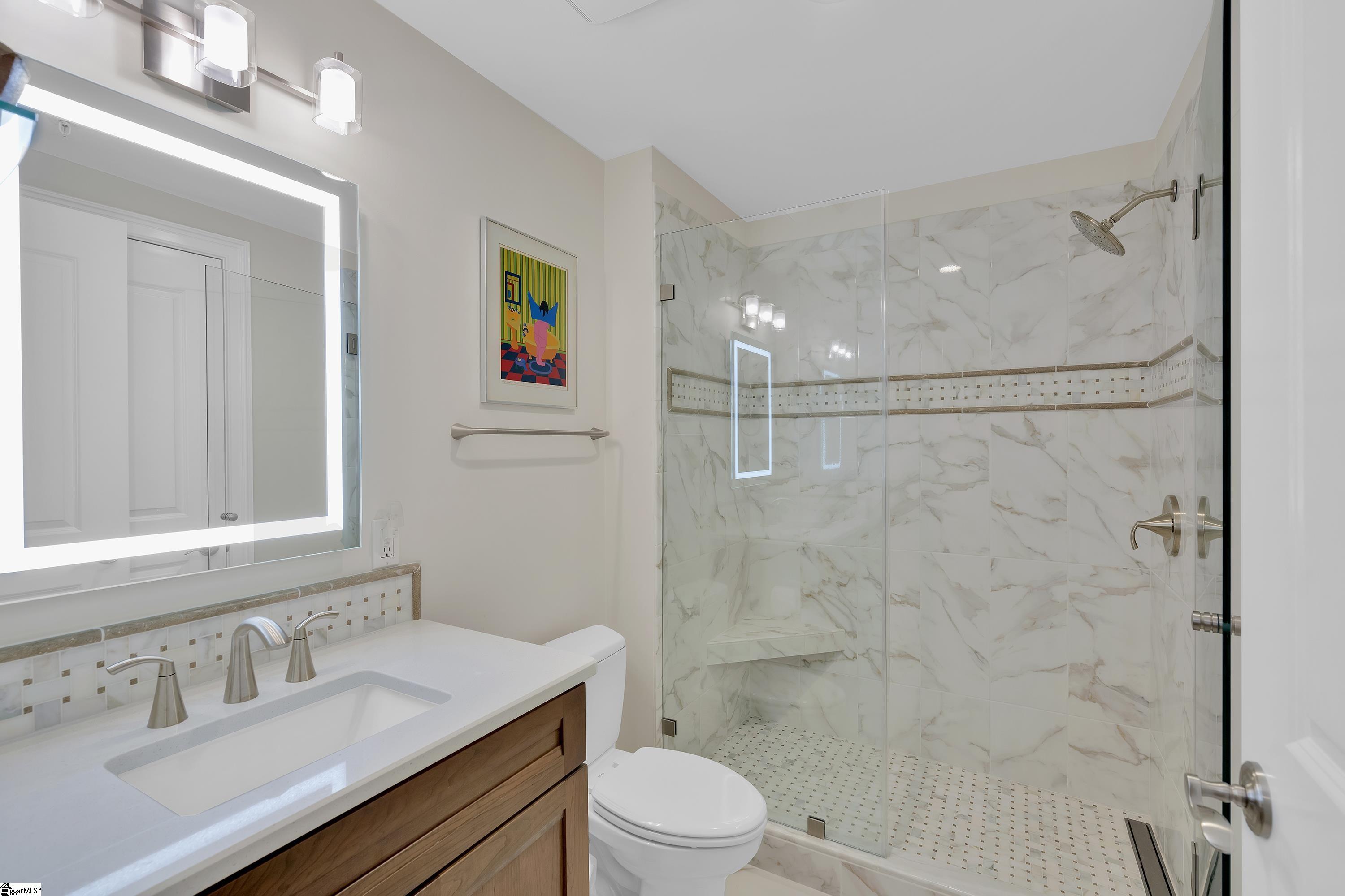 111 E Mcbee Avenue Unit 203