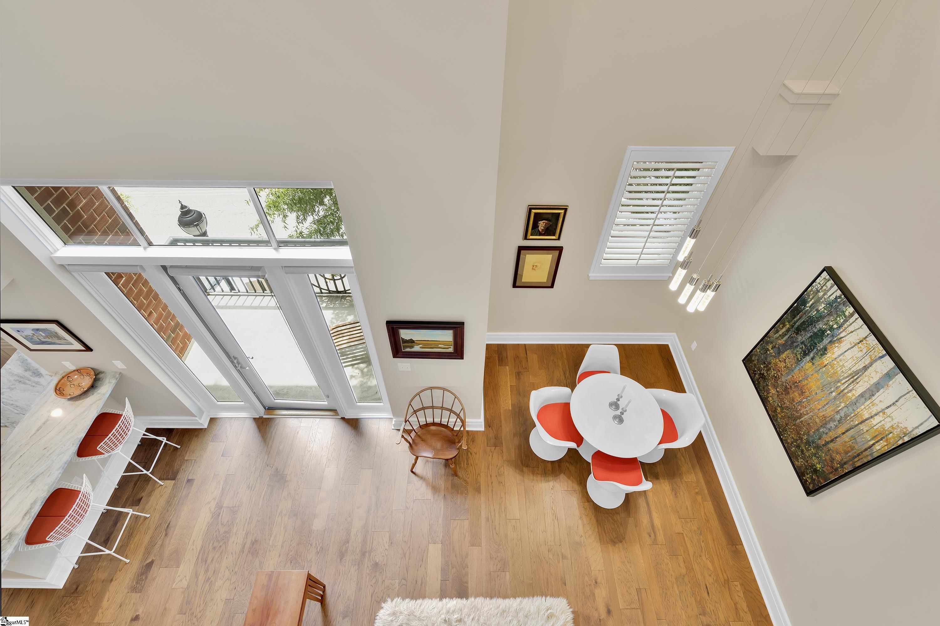 111 E Mcbee Avenue Unit 203