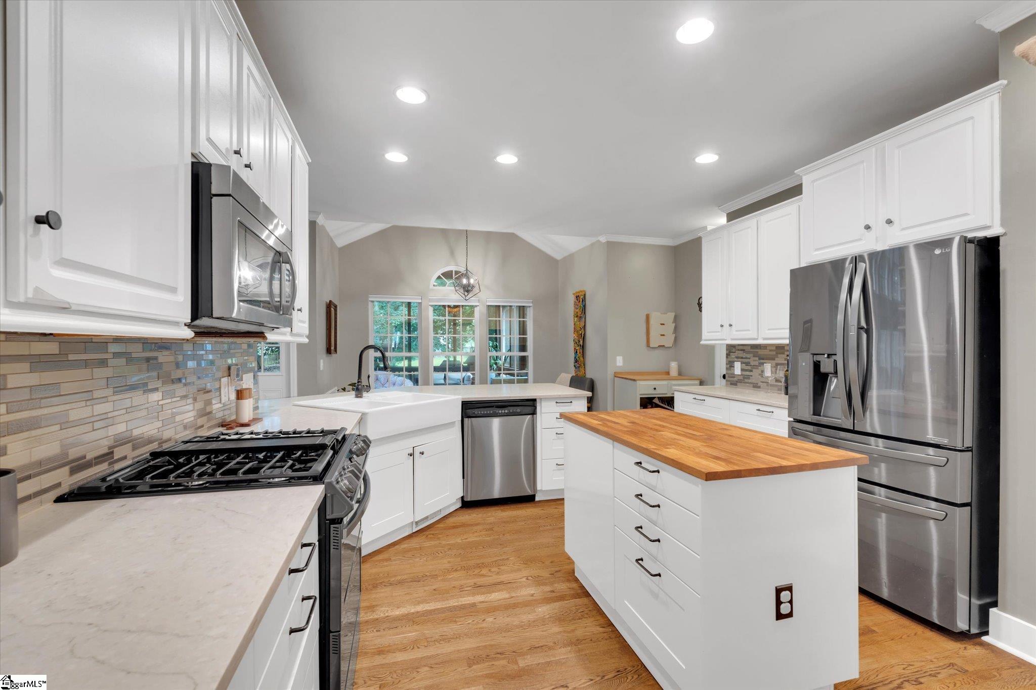 10 Mountain Rose Court