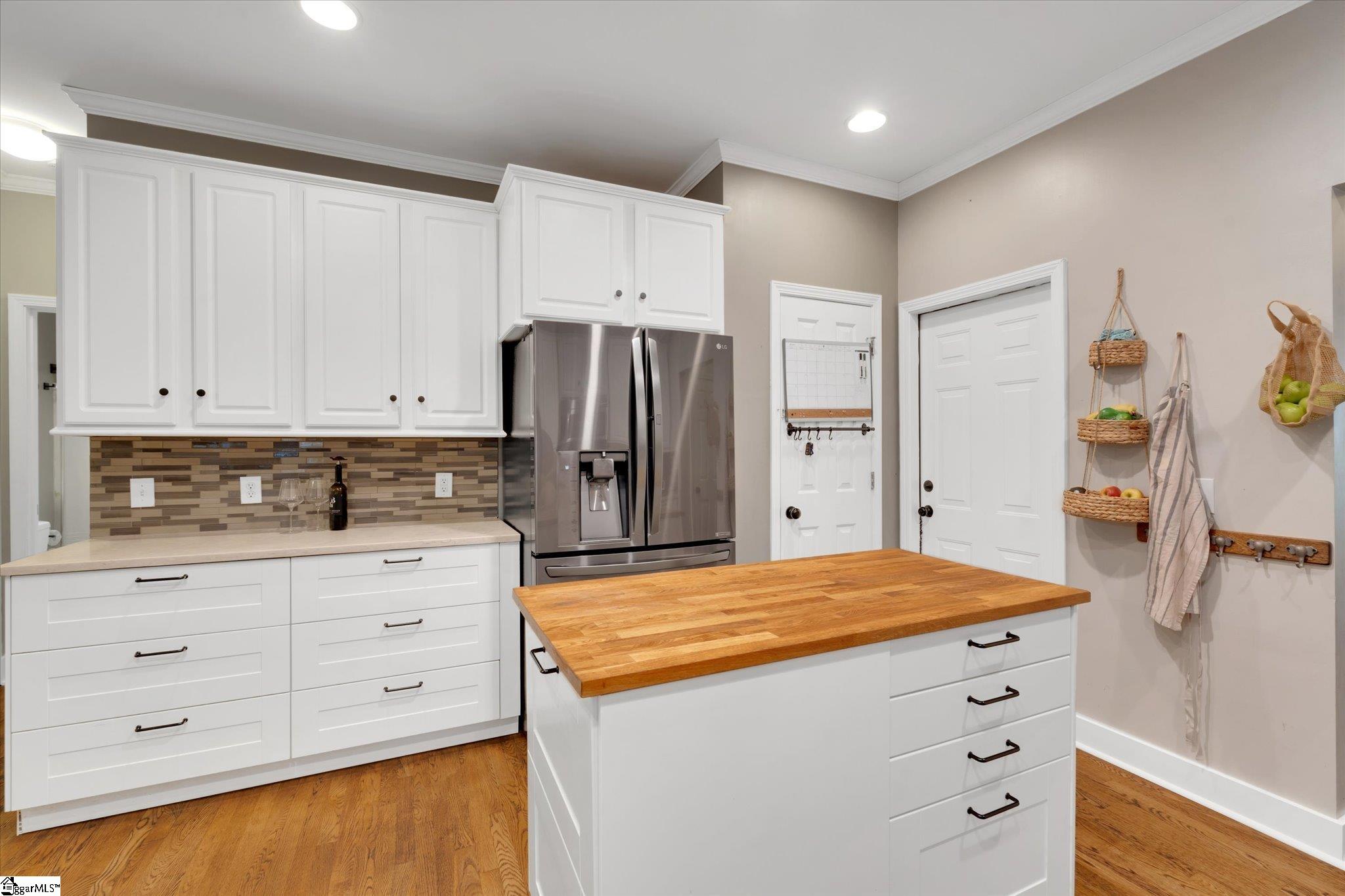 10 Mountain Rose Court