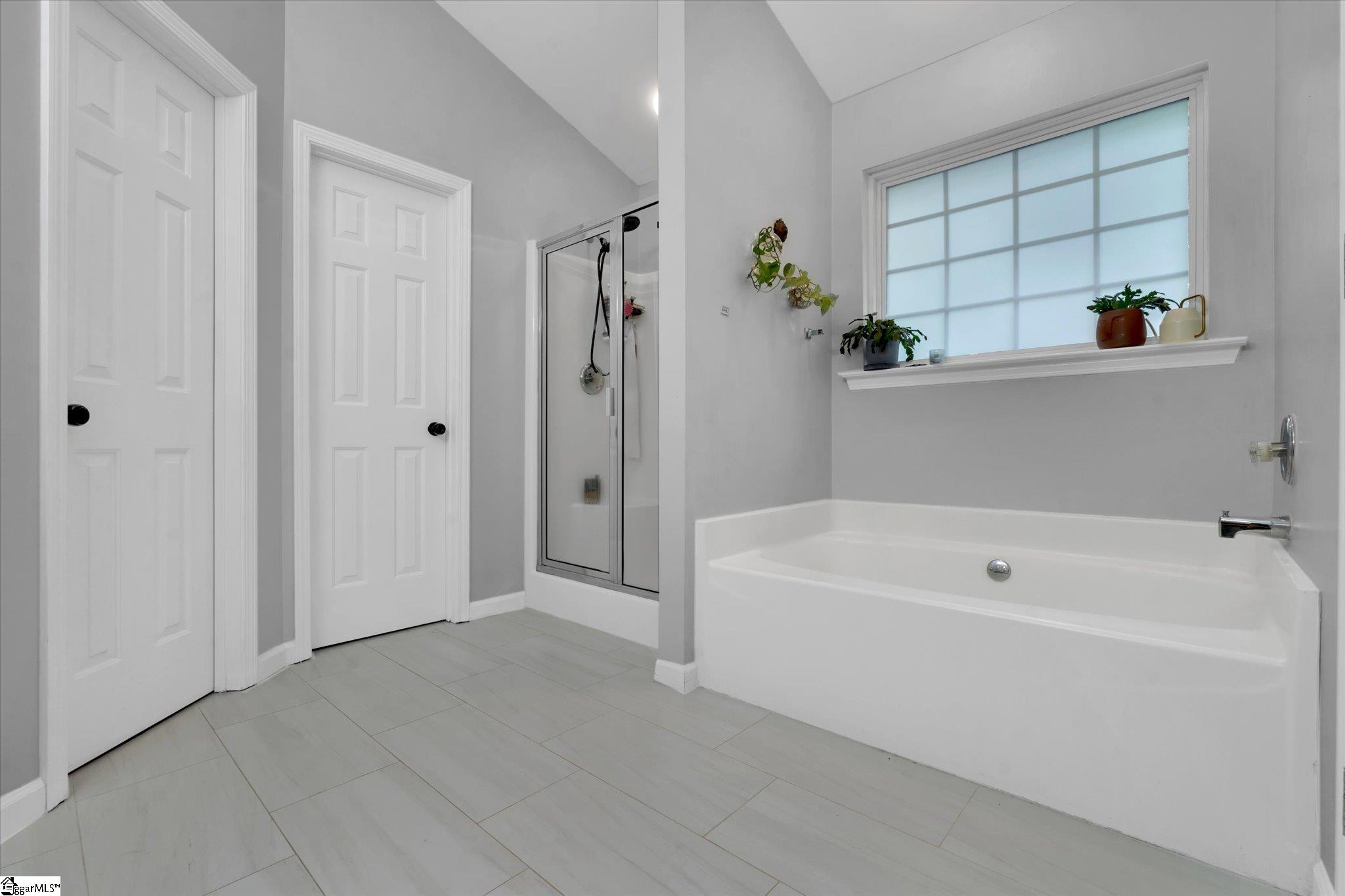 10 Mountain Rose Court