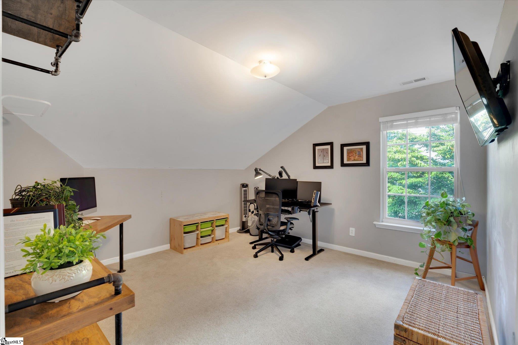 10 Mountain Rose Court