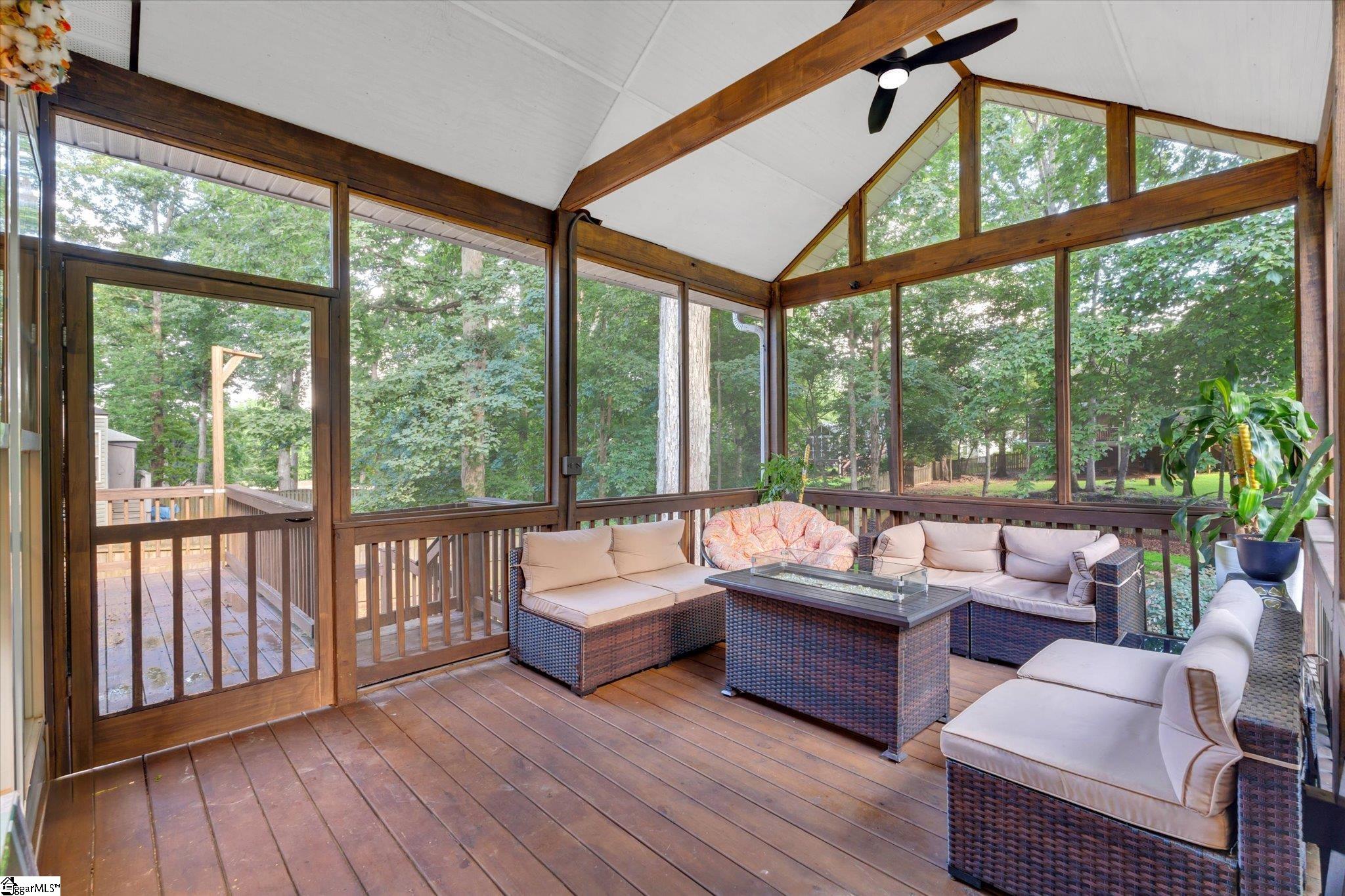 10 Mountain Rose Court