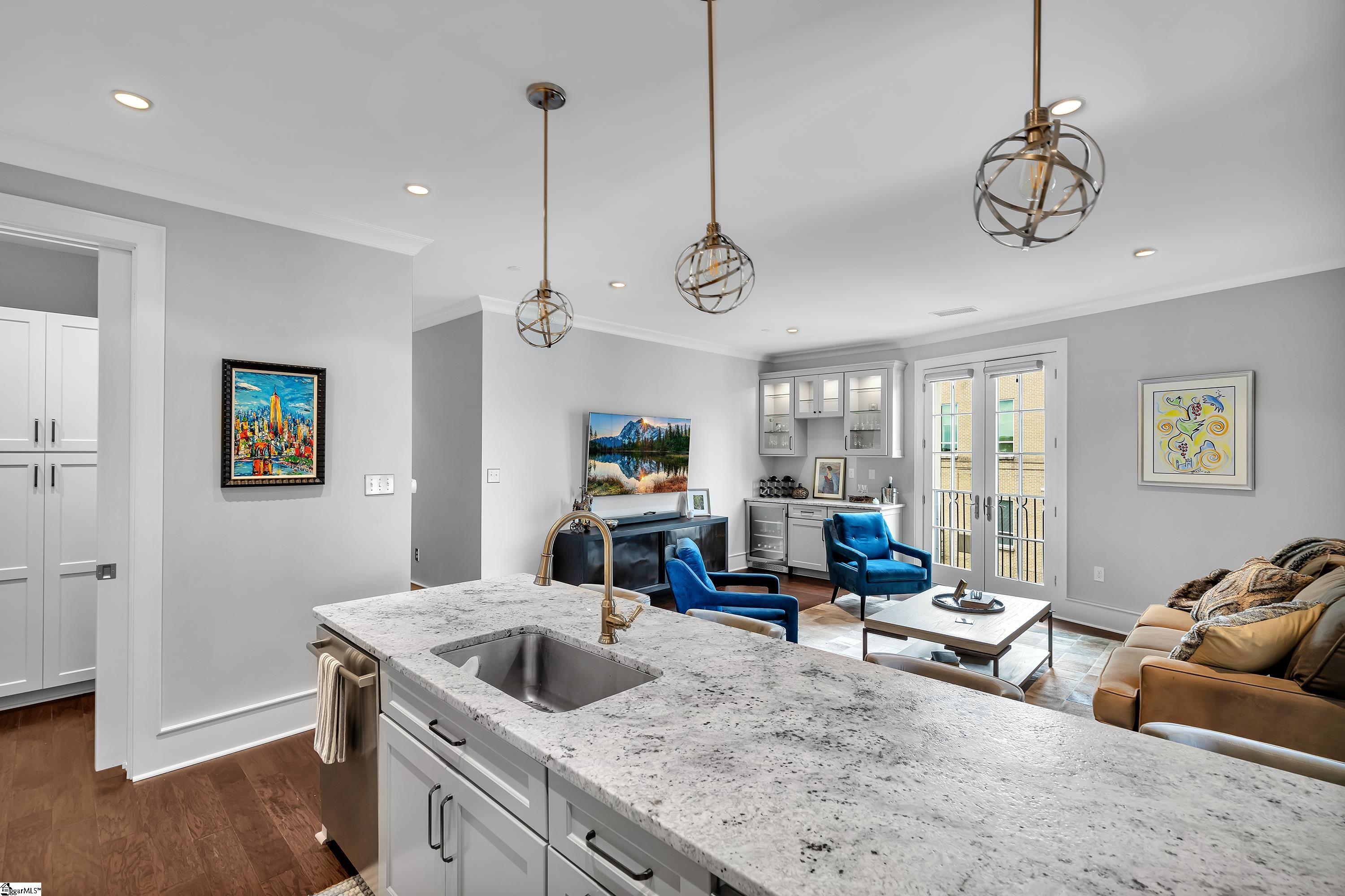 121 Rhett Street # 502