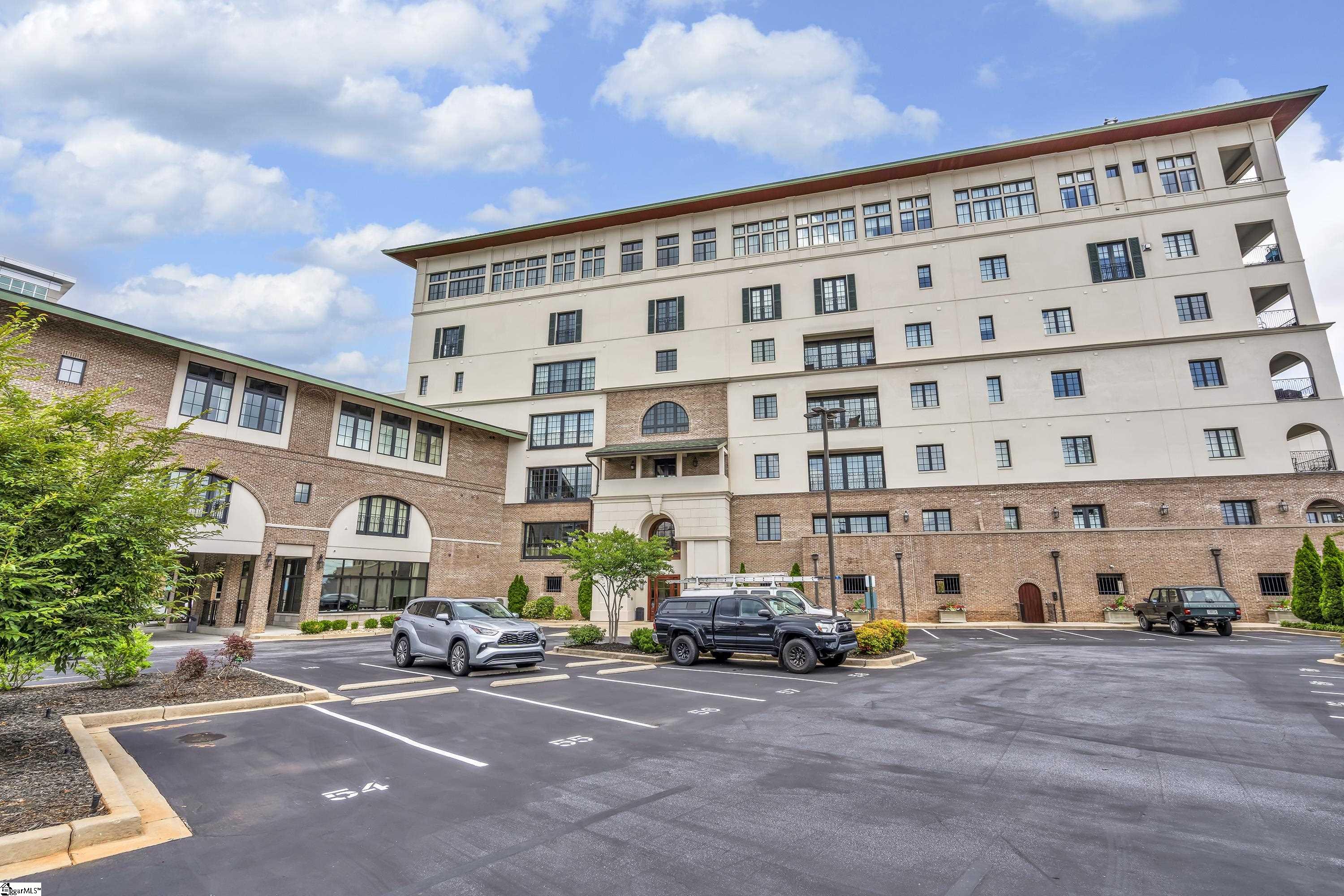 121 Rhett Street # 502