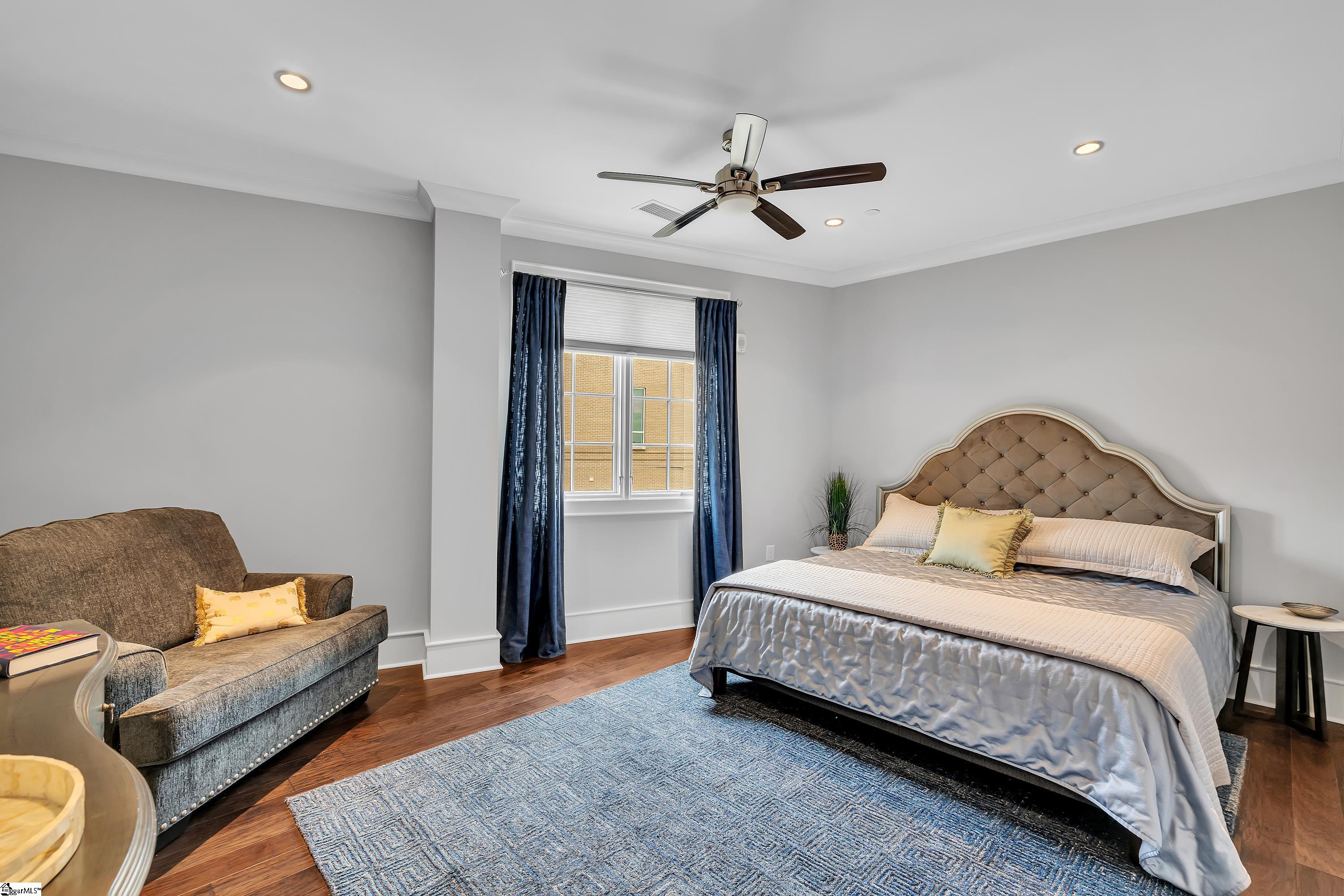 121 Rhett Street # 502