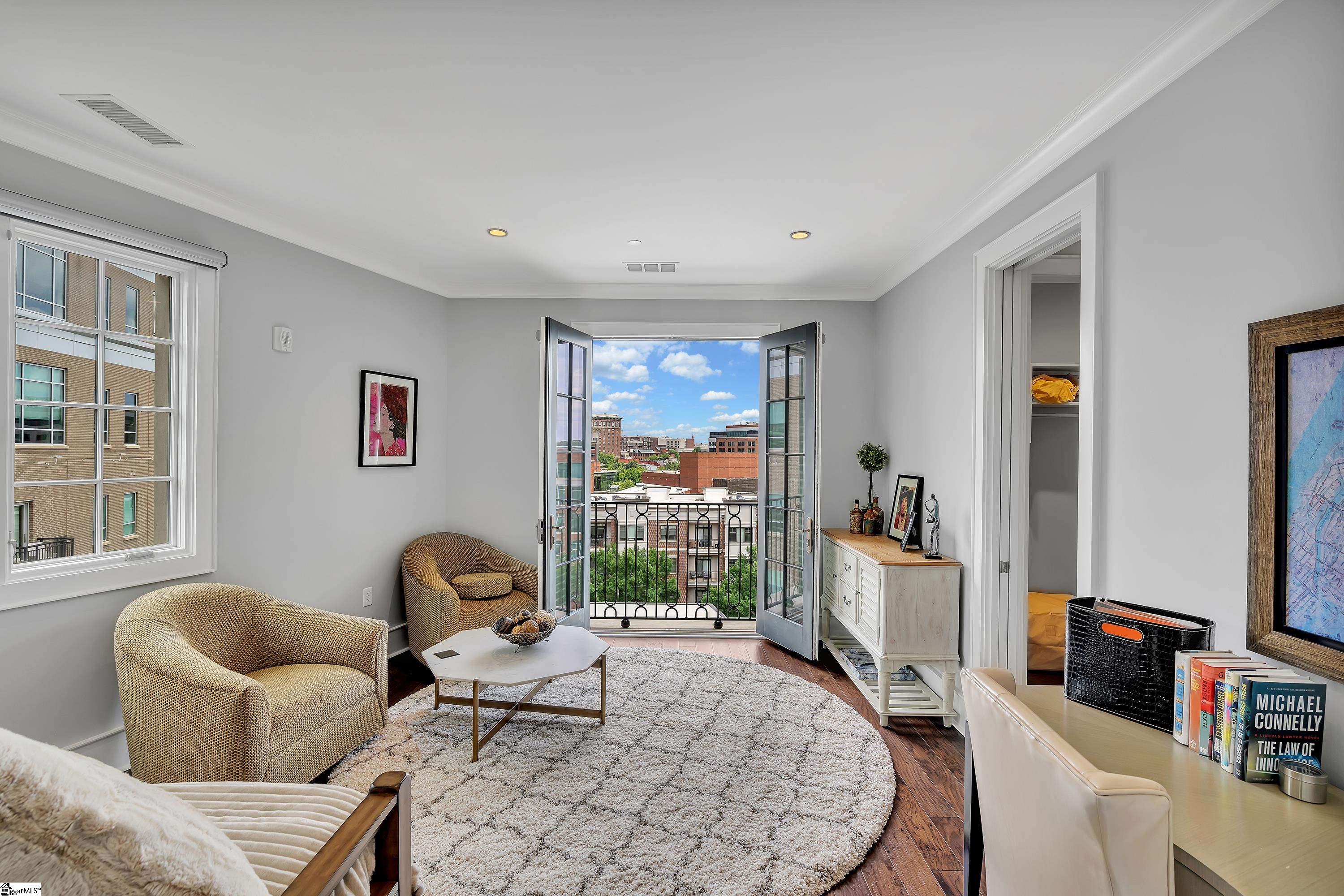 121 Rhett Street # 502