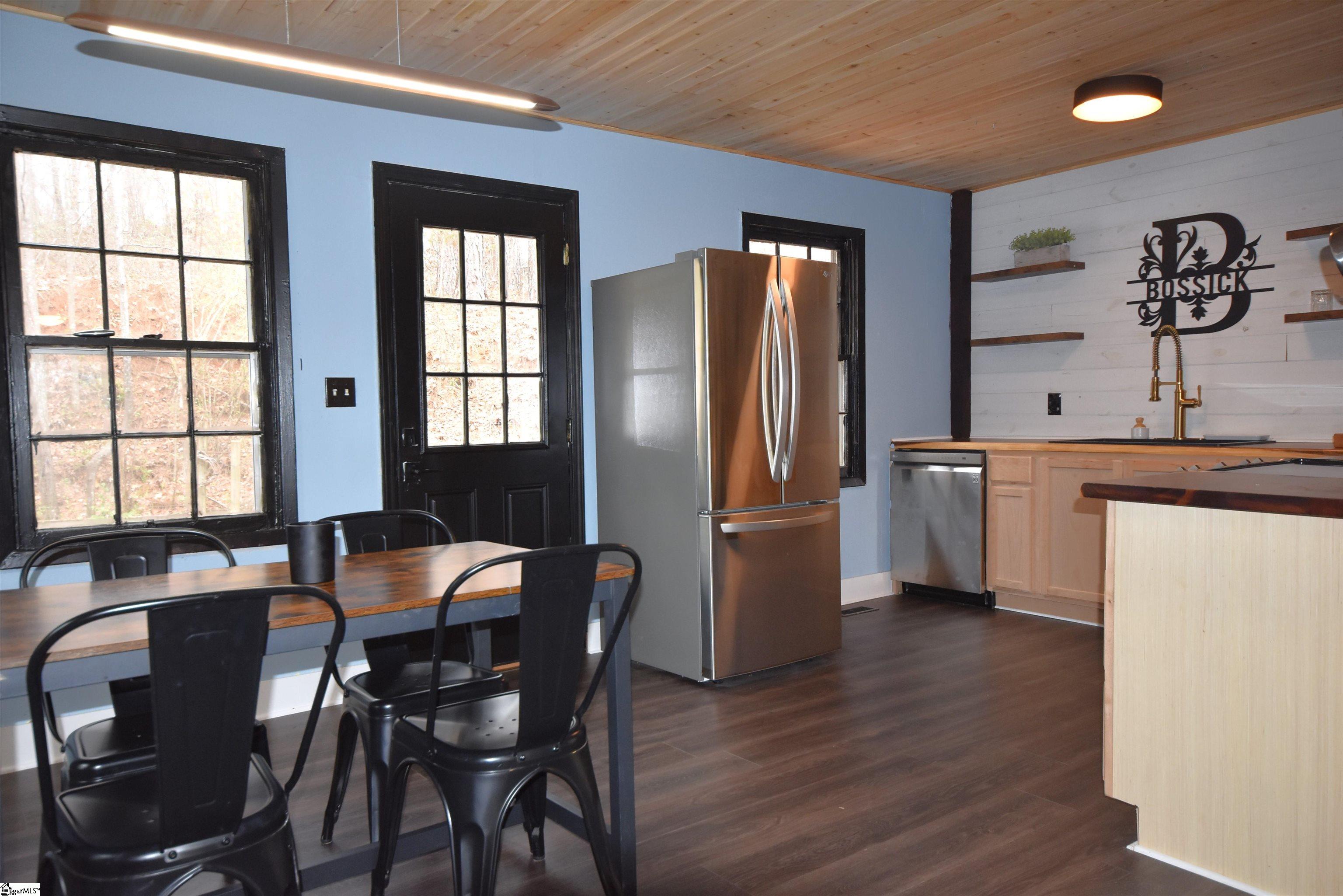 2123 Fox Squirrel Ridge Road