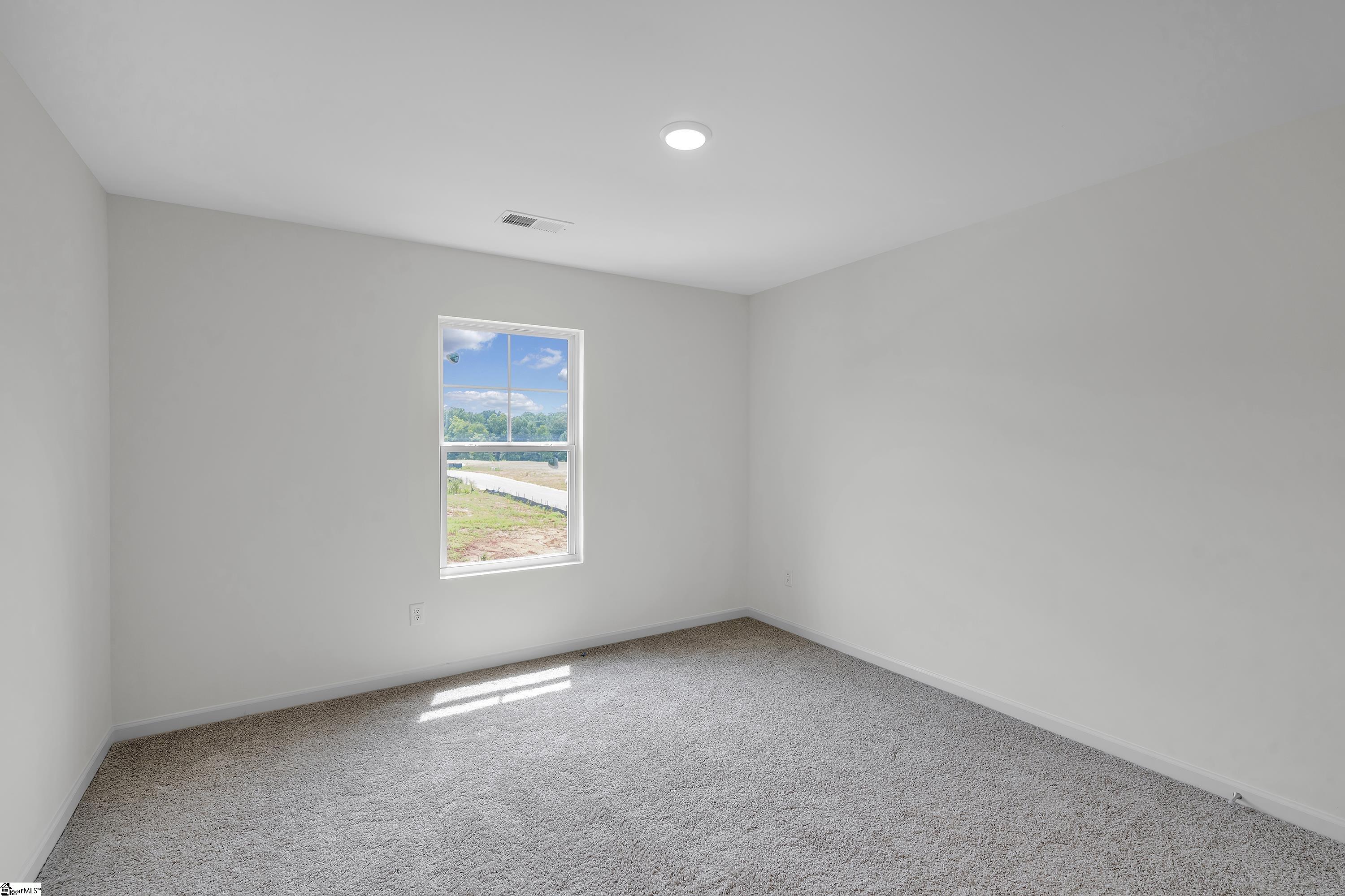 1046 Leoni Drive Lot 106