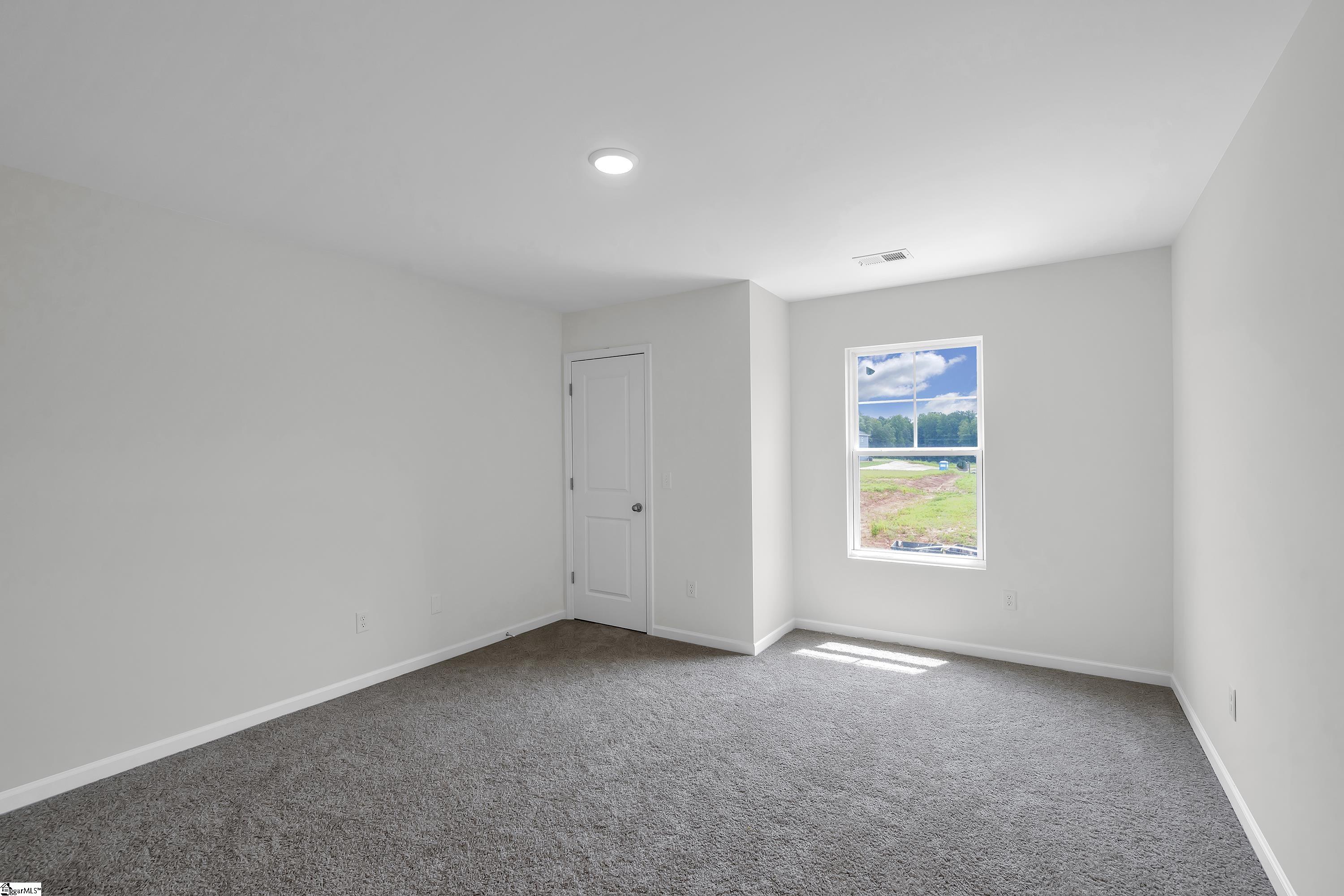 1046 Leoni Drive Lot 106