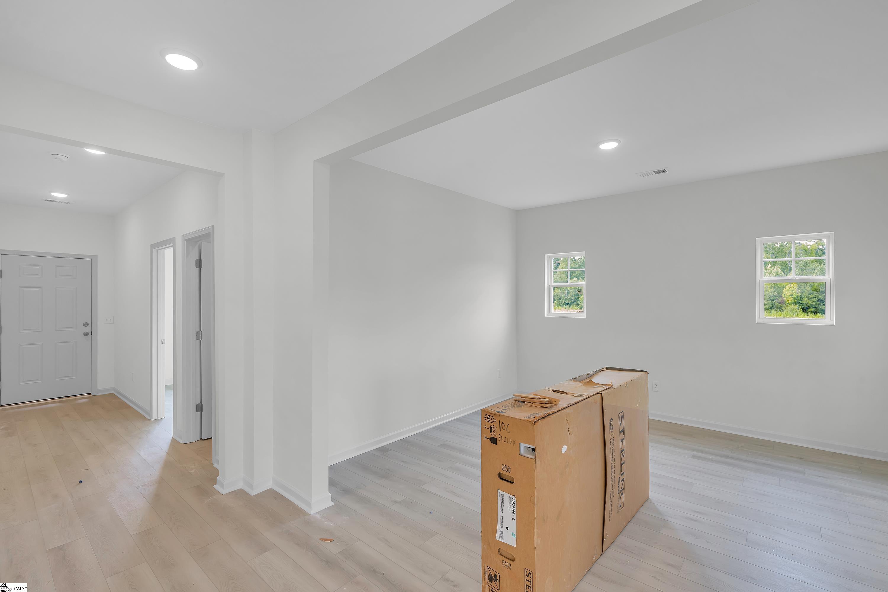 1046 Leoni Drive Lot 106