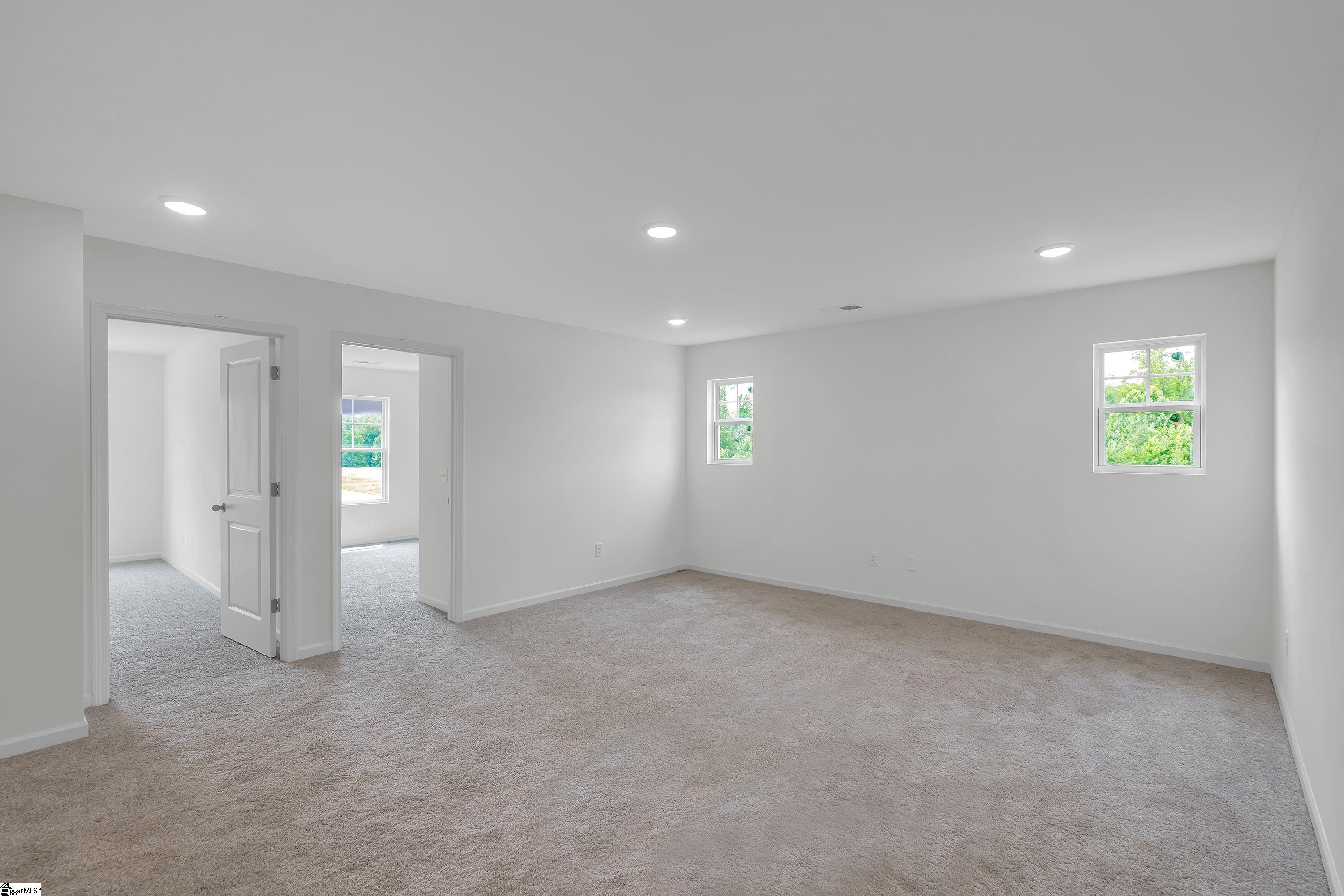 1046 Leoni Drive Lot 106